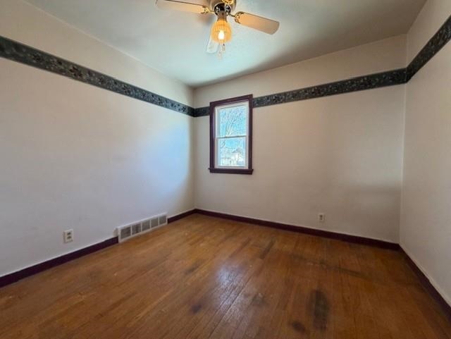 2116 LINCOLN AVENUE, Stevens Point, Wisconsin 54481, 5 Bedrooms Bedrooms, ,1 BathroomBathrooms,Residential,For Sale,2116 LINCOLN AVENUE,22600801