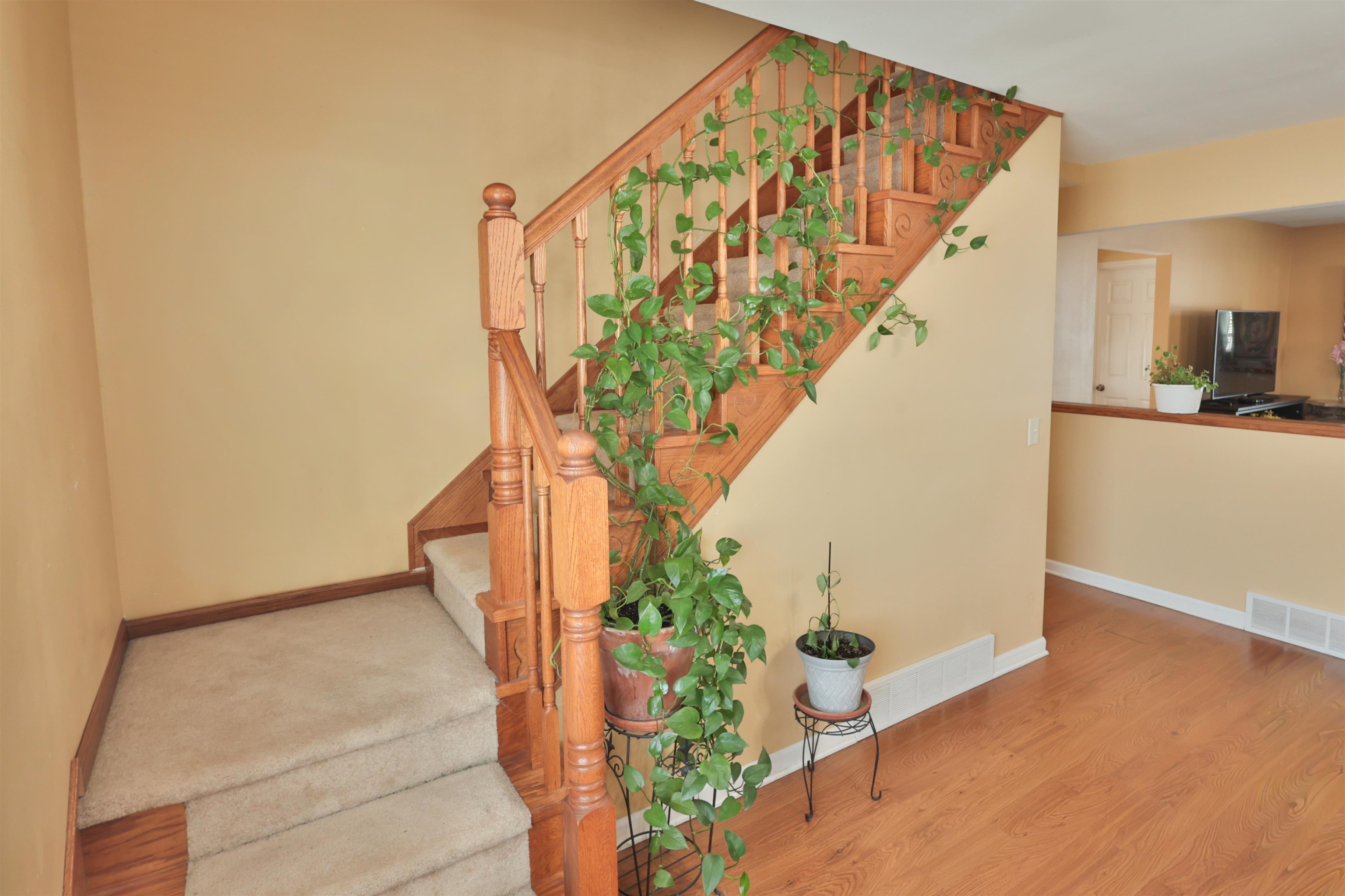 219 N 2ND STREET, Abbotsford, Wisconsin 54405, 3 Bedrooms Bedrooms, ,2 BathroomsBathrooms,Residential,For Sale,219 N 2ND STREET,22600803