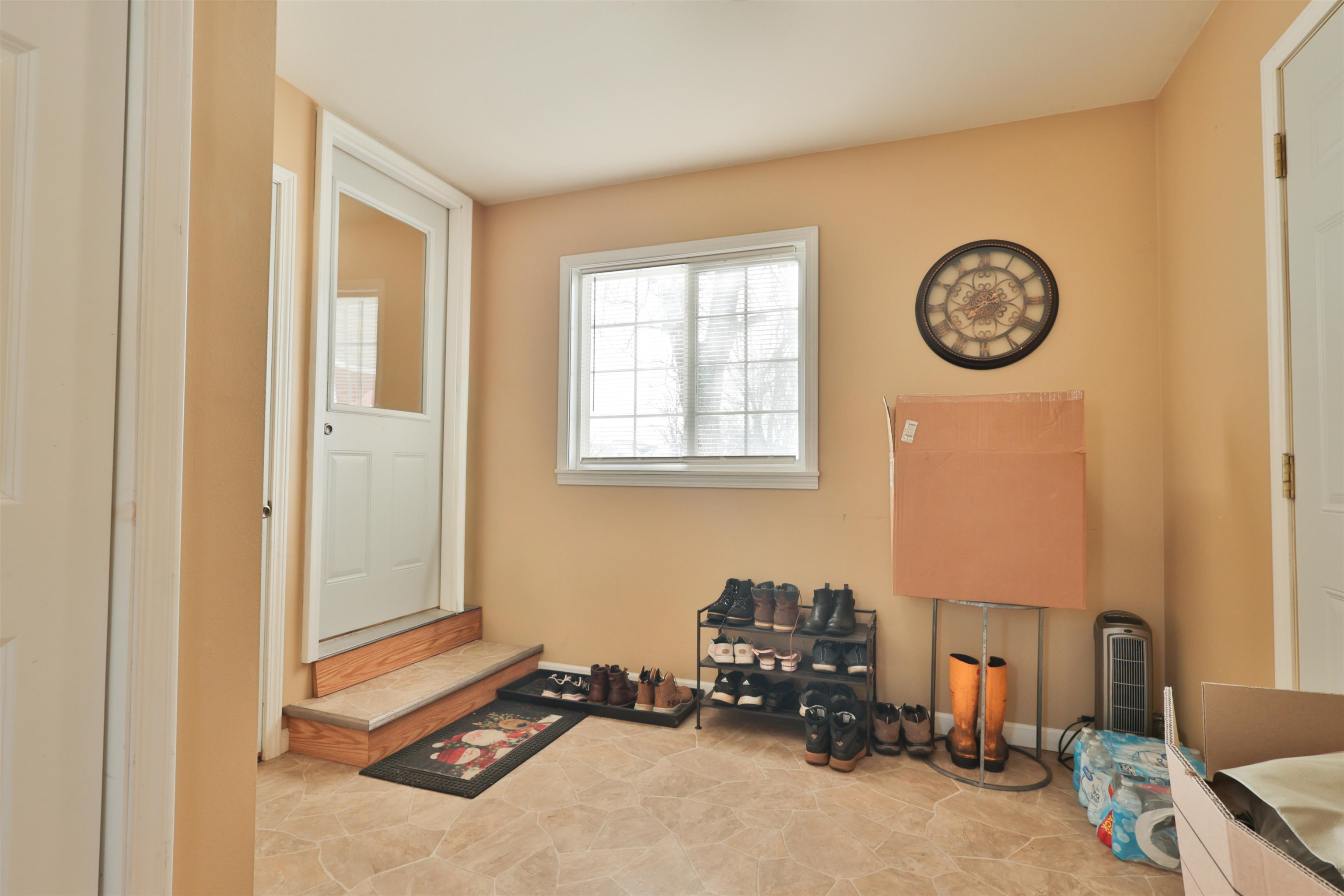 219 N 2ND STREET, Abbotsford, Wisconsin 54405, 3 Bedrooms Bedrooms, ,2 BathroomsBathrooms,Residential,For Sale,219 N 2ND STREET,22600803