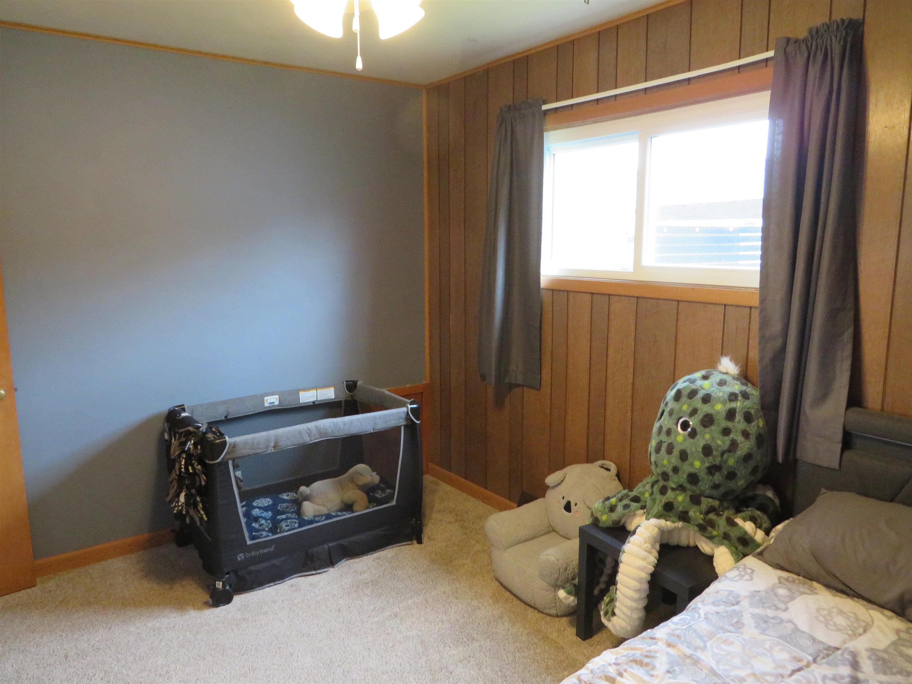 2517 W MAIN STREET, Merrill, Wisconsin 54452, 4 Bedrooms Bedrooms, ,2 BathroomsBathrooms,Residential,For Sale,2517 W MAIN STREET,22600804