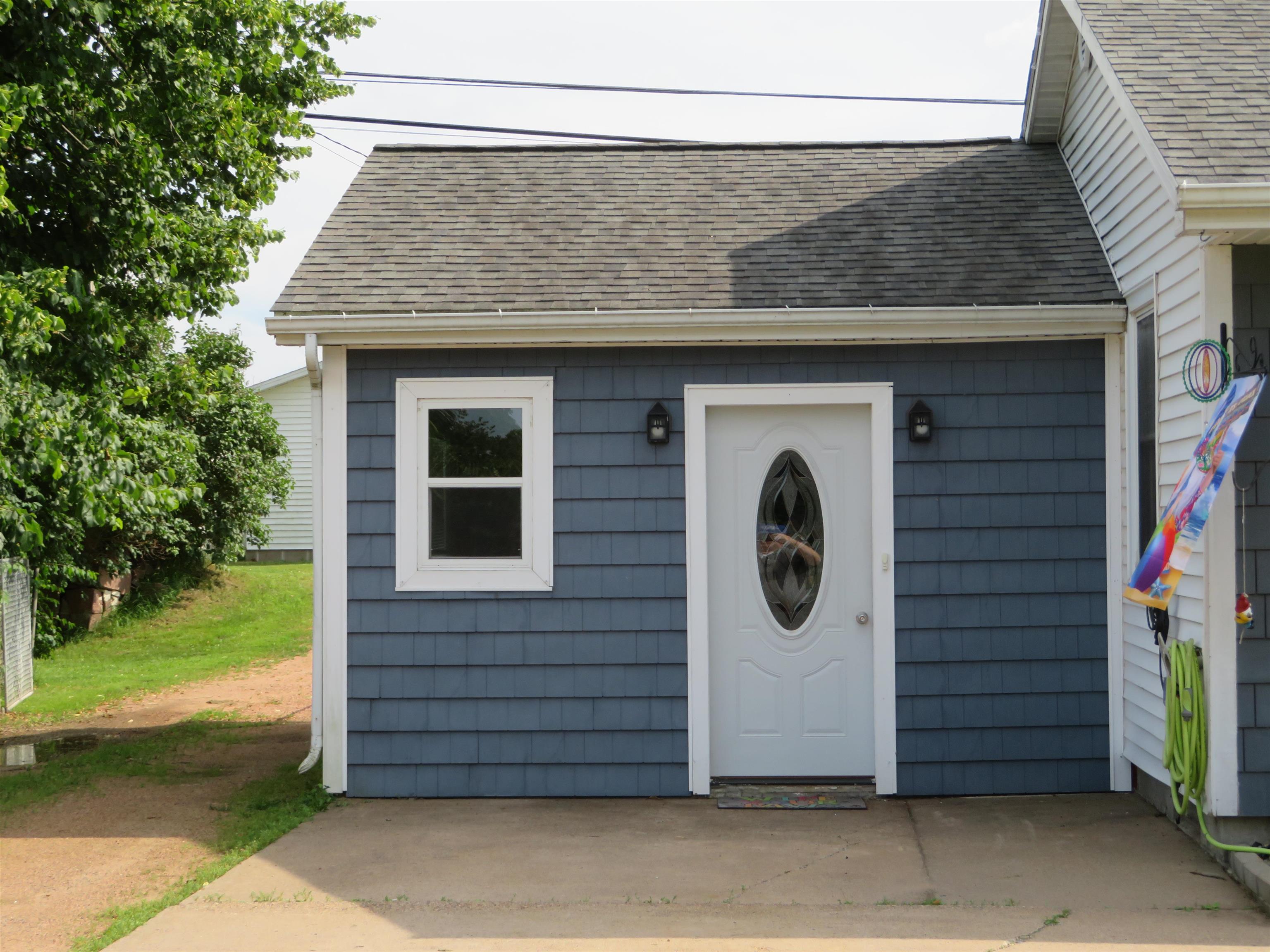 2517 W MAIN STREET, Merrill, Wisconsin 54452, 4 Bedrooms Bedrooms, ,2 BathroomsBathrooms,Residential,For Sale,2517 W MAIN STREET,22600804