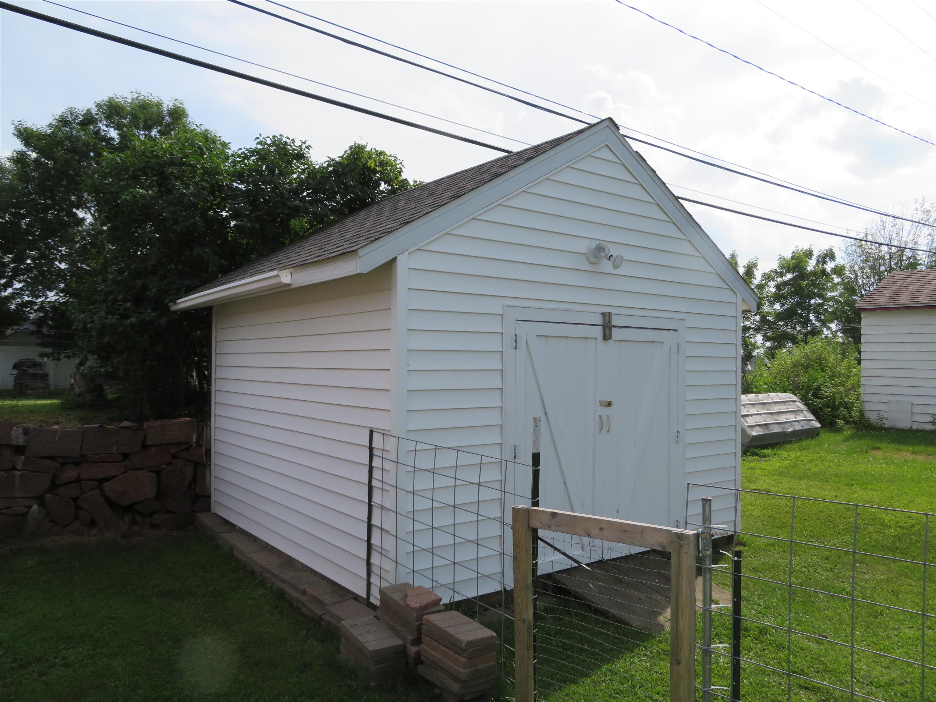 2517 W MAIN STREET, Merrill, Wisconsin 54452, 4 Bedrooms Bedrooms, ,2 BathroomsBathrooms,Residential,For Sale,2517 W MAIN STREET,22600804