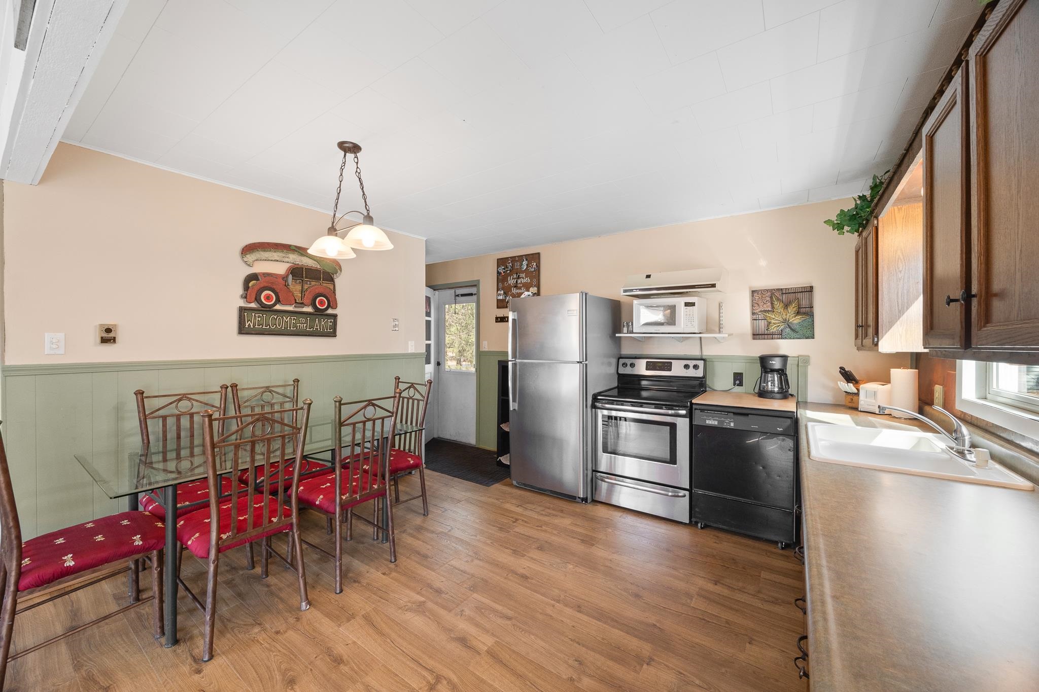 1031 S ARCHERS WAY, Nekoosa, Wisconsin 54457, 2 Bedrooms Bedrooms, ,2 BathroomsBathrooms,Residential,For Sale,1031 S ARCHERS WAY,22600808