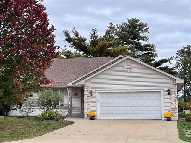 4613 RIDGEVIEW COURT, Wisconsin Rapids, Wisconsin 54494, 2 Bedrooms Bedrooms, ,3 BathroomsBathrooms,Residential,For Rent,4613 RIDGEVIEW COURT,22600810
