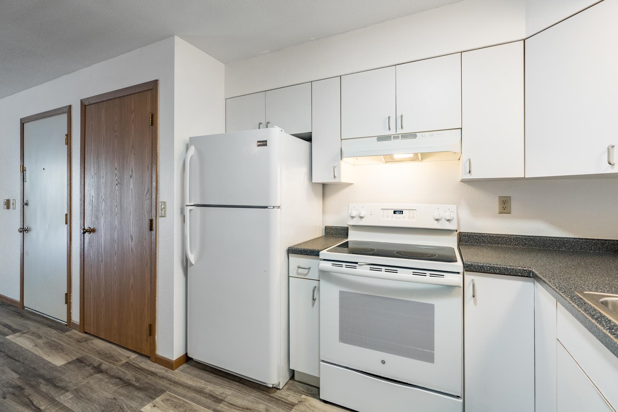 629 BROOKS PLACE, Wausau, Wisconsin 54401, 1 Bedroom Bedrooms, 629 Rooms Rooms,1 BathroomBathrooms,Multi-family,For Sale,629 BROOKS PLACE,22600814