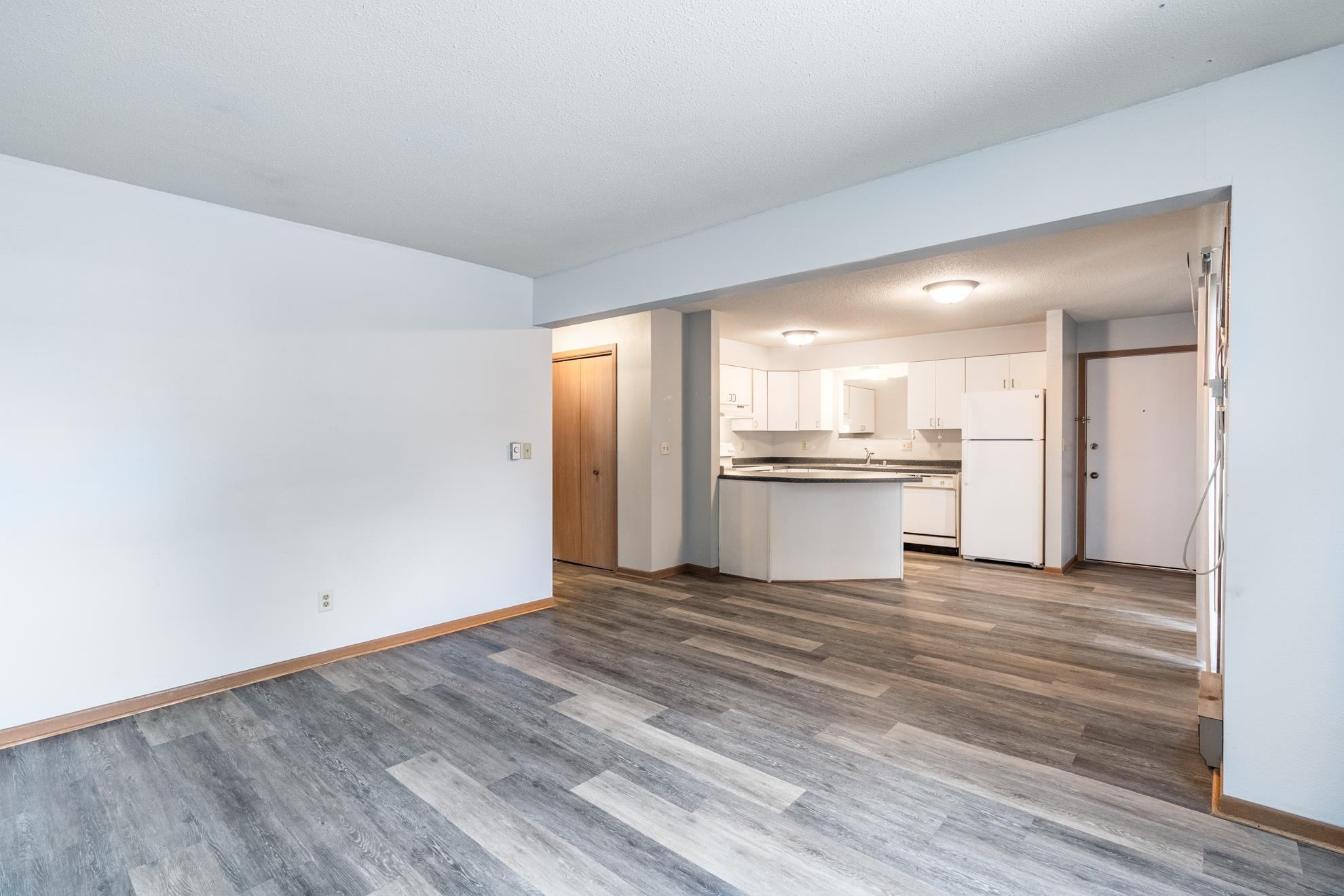 629 BROOKS PLACE, Wausau, Wisconsin 54401, 1 Bedroom Bedrooms, 629 Rooms Rooms,1 BathroomBathrooms,Multi-family,For Sale,629 BROOKS PLACE,22600814