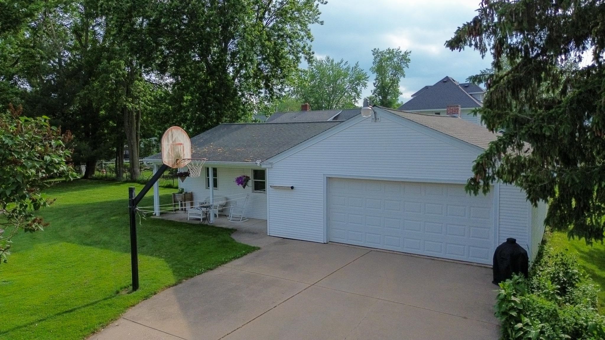 1230 N SUPERIOR STREET, Antigo, Wisconsin 54409, 5 Bedrooms Bedrooms, ,2 BathroomsBathrooms,Residential,For Sale,1230 N SUPERIOR STREET,22600817