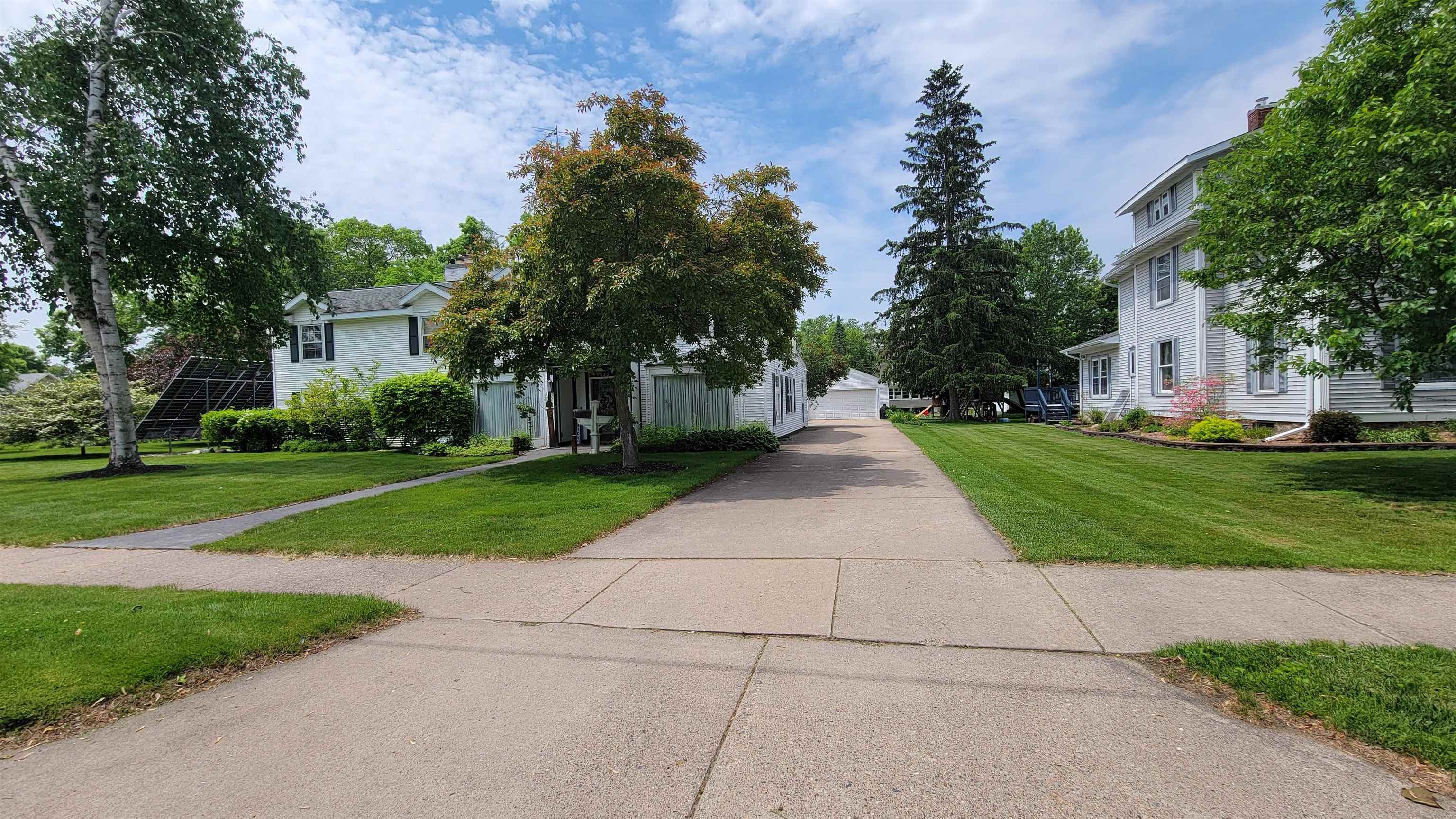 1230 N SUPERIOR STREET, Antigo, Wisconsin 54409, 5 Bedrooms Bedrooms, ,2 BathroomsBathrooms,Residential,For Sale,1230 N SUPERIOR STREET,22600817