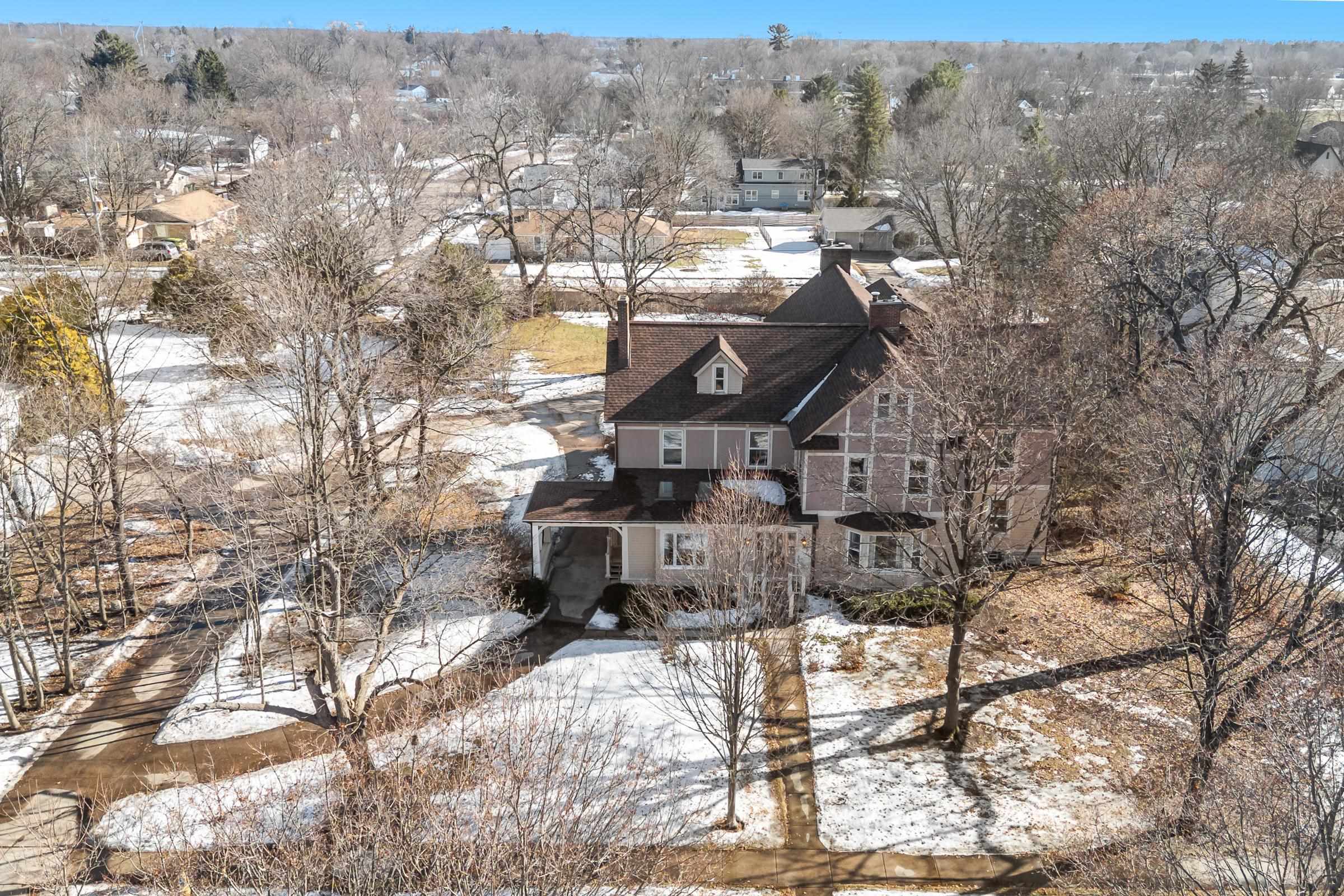 585 3RD STREET SOUTH, Wisconsin Rapids, Wisconsin 54494, 4 Bedrooms Bedrooms, ,3 BathroomsBathrooms,Residential,For Sale,585 3RD STREET SOUTH,22600820