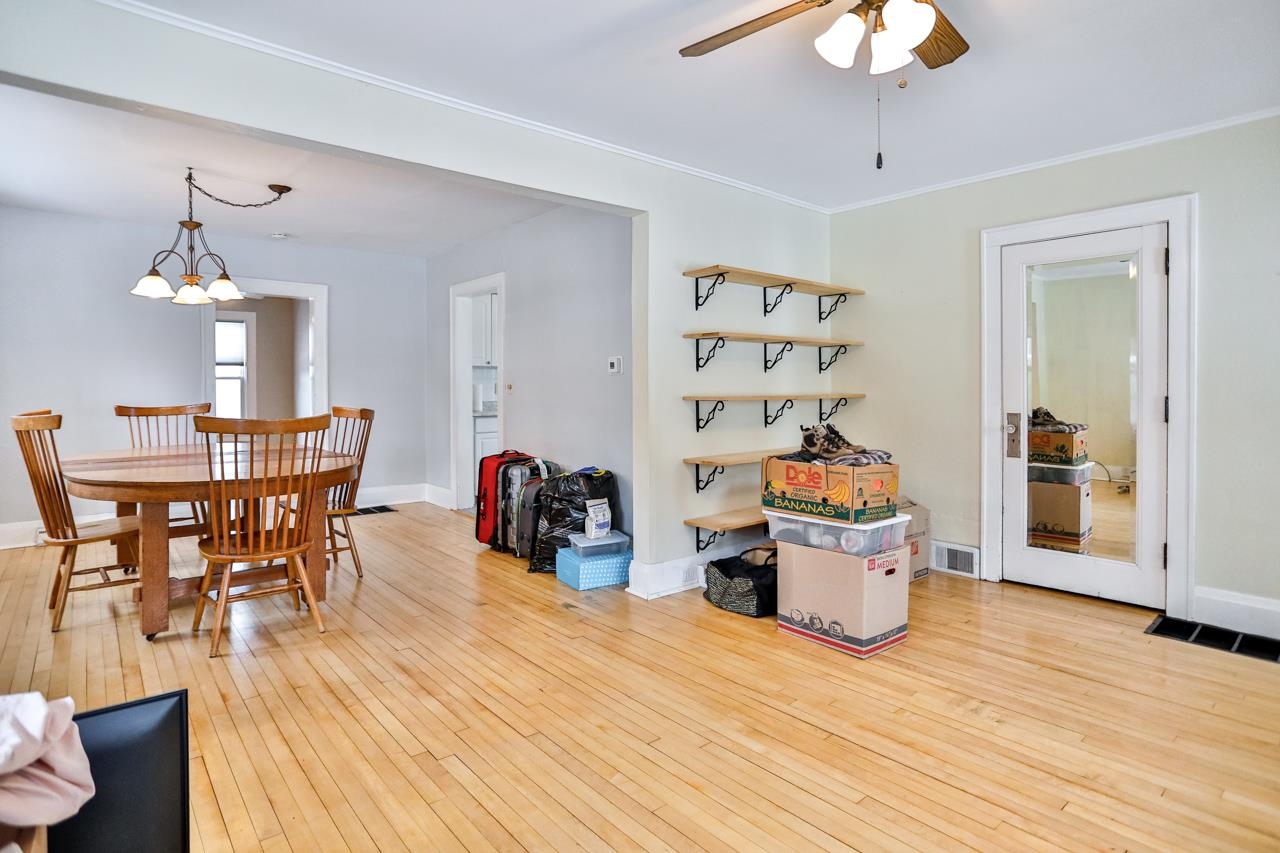 306 S 11TH AVENUE, Wausau, Wisconsin 54401, 3 Bedrooms Bedrooms, ,2 BathroomsBathrooms,Residential,For Sale,306 S 11TH AVENUE,22600822