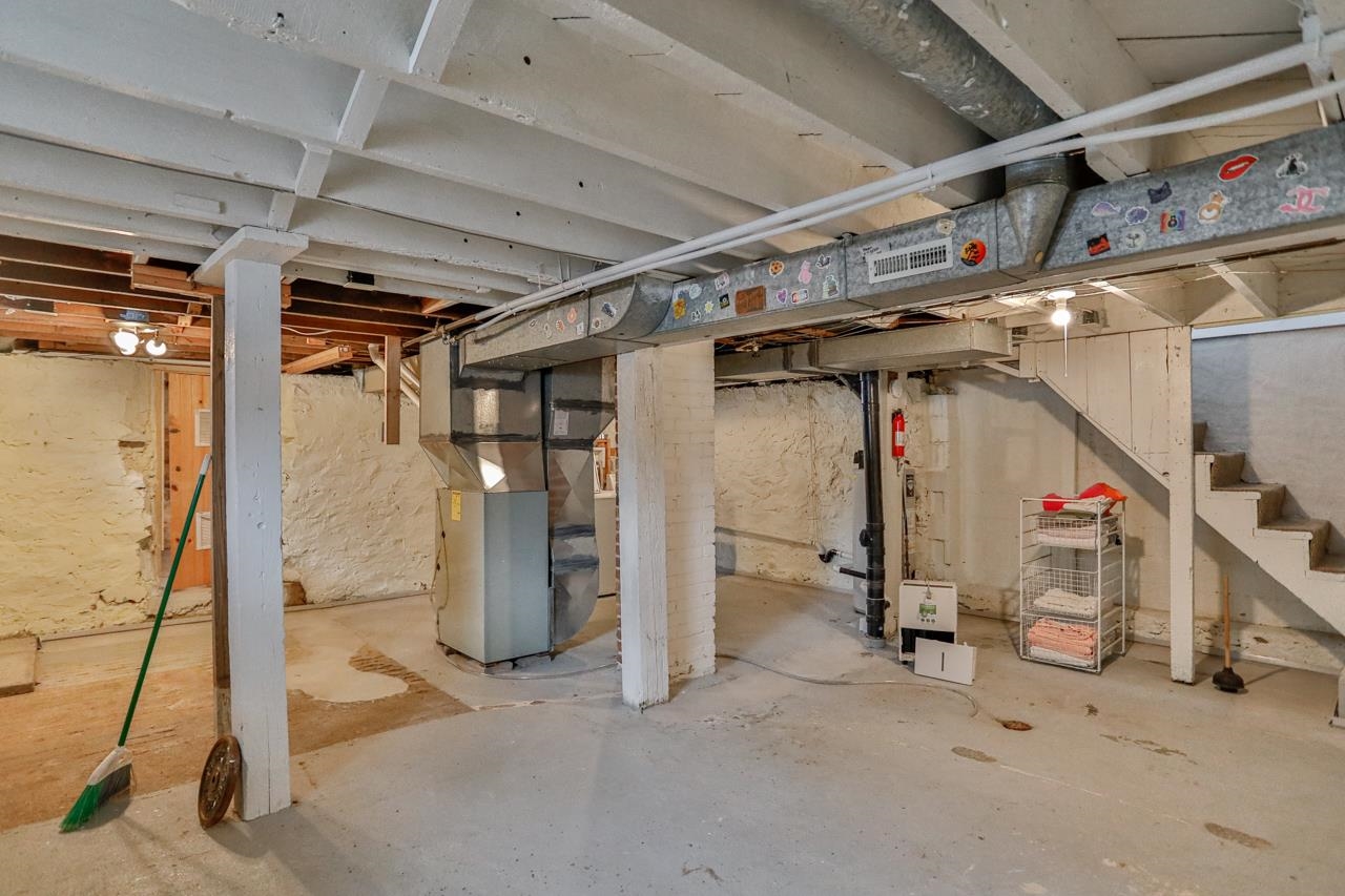 306 S 11TH AVENUE, Wausau, Wisconsin 54401, 3 Bedrooms Bedrooms, ,2 BathroomsBathrooms,Residential,For Sale,306 S 11TH AVENUE,22600822