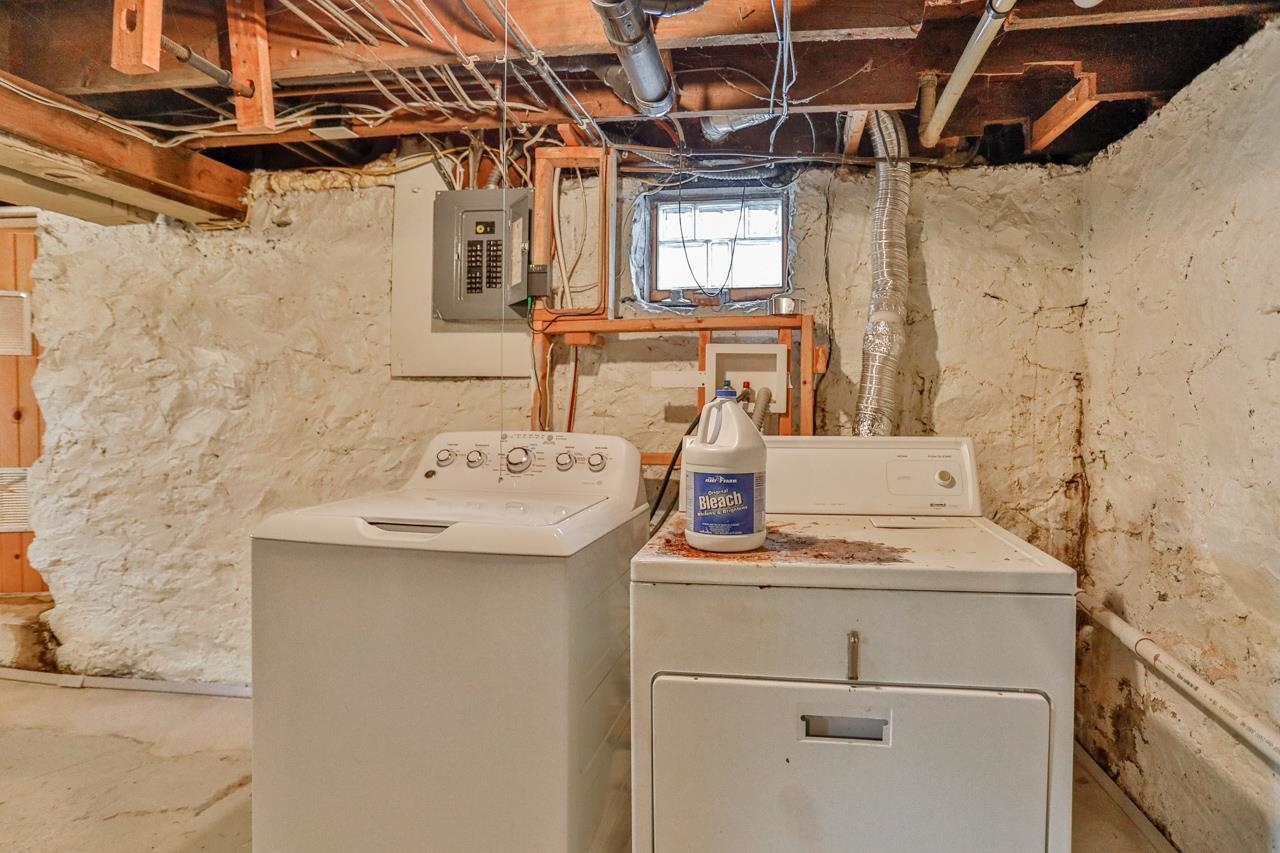 306 S 11TH AVENUE, Wausau, Wisconsin 54401, 3 Bedrooms Bedrooms, ,2 BathroomsBathrooms,Residential,For Sale,306 S 11TH AVENUE,22600822