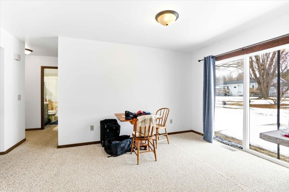 1814 E EMERALD STREET, Marshfield, Wisconsin 54449, 2 Bedrooms Bedrooms, 5 Rooms Rooms,1 BathroomBathrooms,Multi-family,For Sale,1814 E EMERALD STREET,22600823