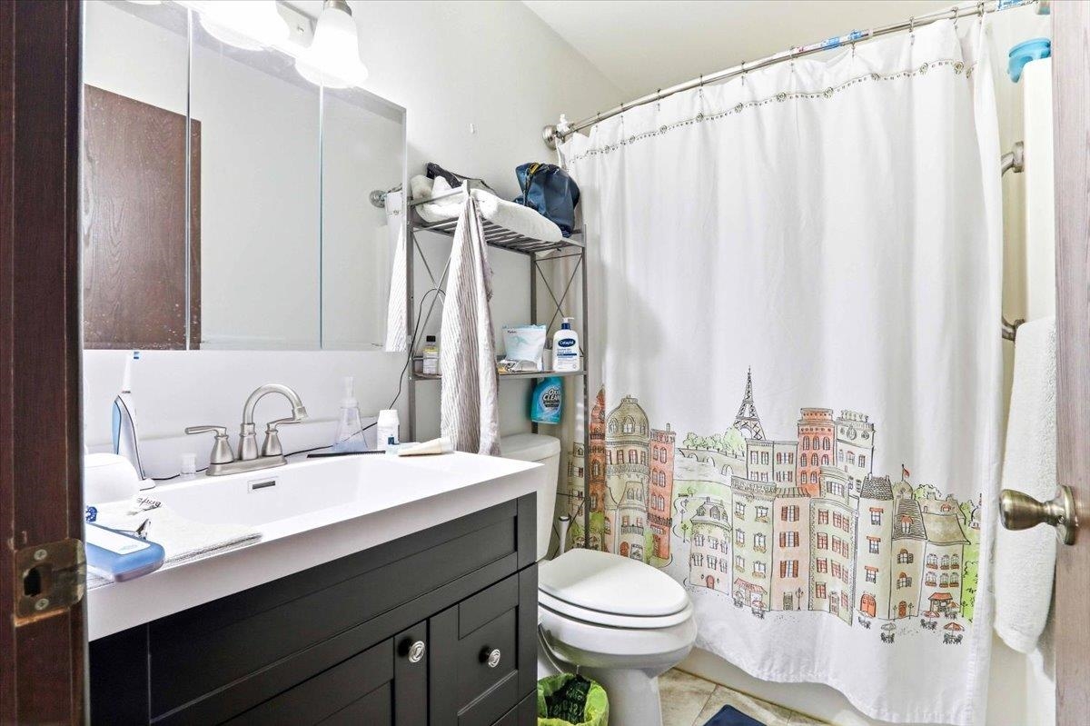 1814 E EMERALD STREET, Marshfield, Wisconsin 54449, 2 Bedrooms Bedrooms, 5 Rooms Rooms,1 BathroomBathrooms,Multi-family,For Sale,1814 E EMERALD STREET,22600823