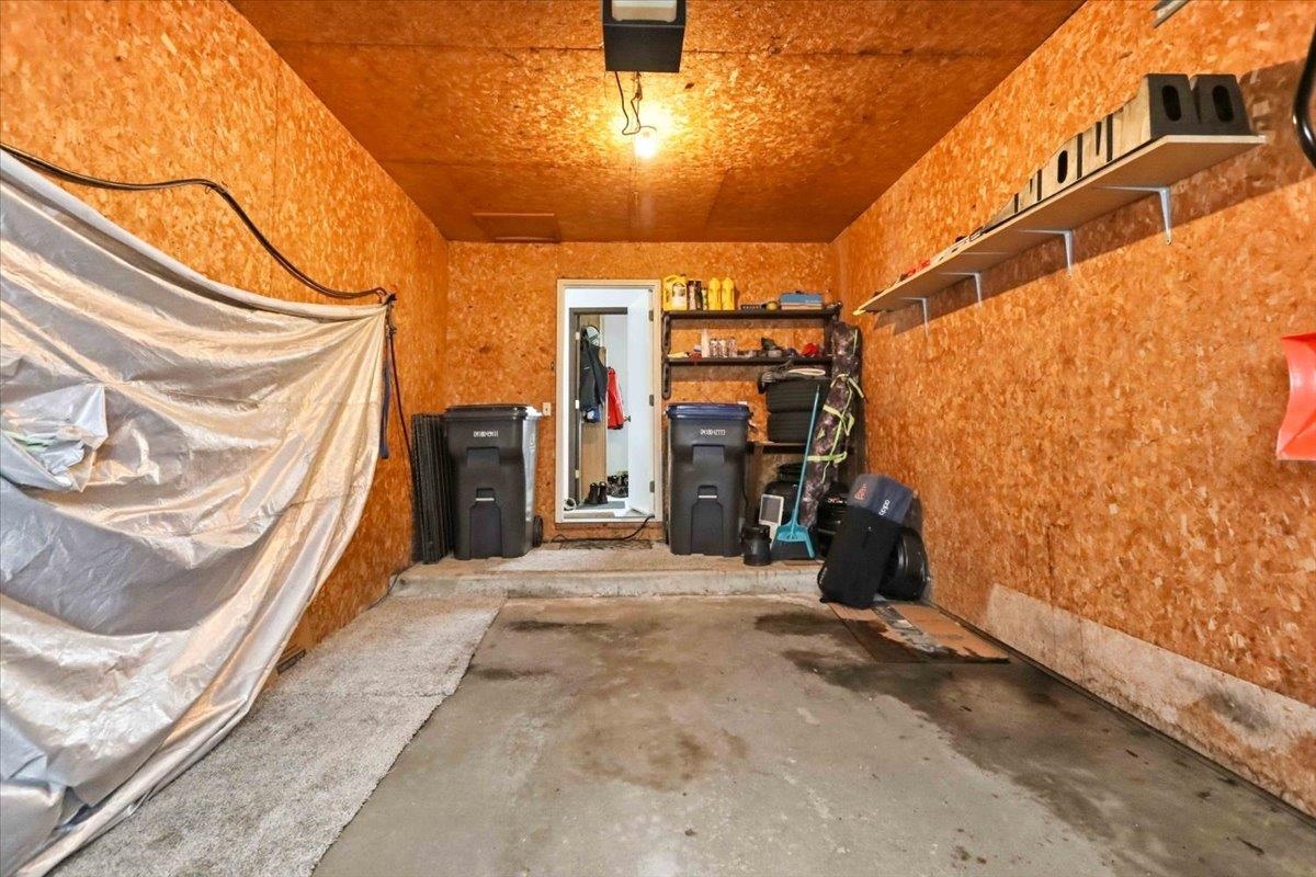 1814 E EMERALD STREET, Marshfield, Wisconsin 54449, 2 Bedrooms Bedrooms, 5 Rooms Rooms,1 BathroomBathrooms,Multi-family,For Sale,1814 E EMERALD STREET,22600823