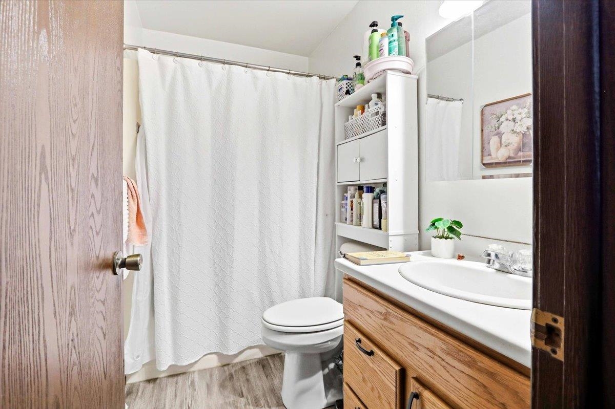 1820 E EMERALD STREET, Marshfield, Wisconsin 54449, 2 Bedrooms Bedrooms, 5 Rooms Rooms,1 BathroomBathrooms,Multi-family,For Sale,1820 E EMERALD STREET,22600824