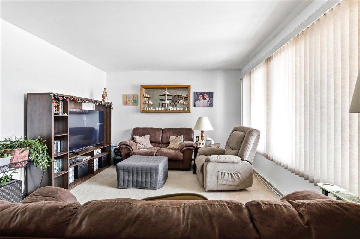 1820 E EMERALD STREET, Marshfield, Wisconsin 54449, 2 Bedrooms Bedrooms, 5 Rooms Rooms,1 BathroomBathrooms,Multi-family,For Sale,1820 E EMERALD STREET,22600824