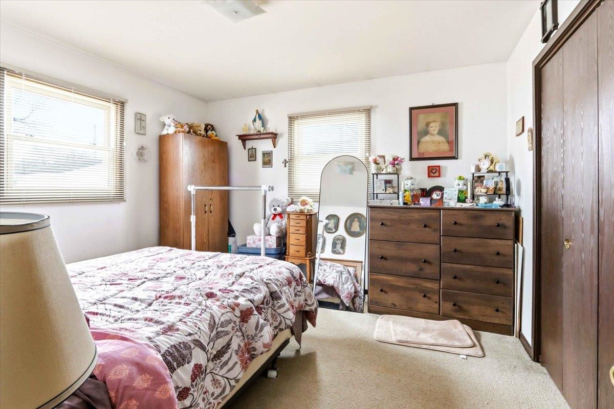 1820 E EMERALD STREET, Marshfield, Wisconsin 54449, 2 Bedrooms Bedrooms, 5 Rooms Rooms,1 BathroomBathrooms,Multi-family,For Sale,1820 E EMERALD STREET,22600824