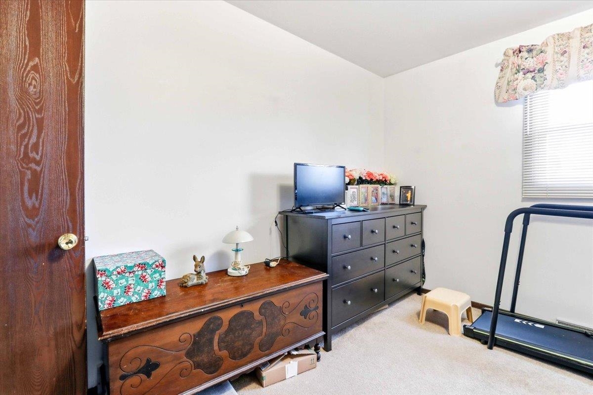 1820 E EMERALD STREET, Marshfield, Wisconsin 54449, 2 Bedrooms Bedrooms, 5 Rooms Rooms,1 BathroomBathrooms,Multi-family,For Sale,1820 E EMERALD STREET,22600824