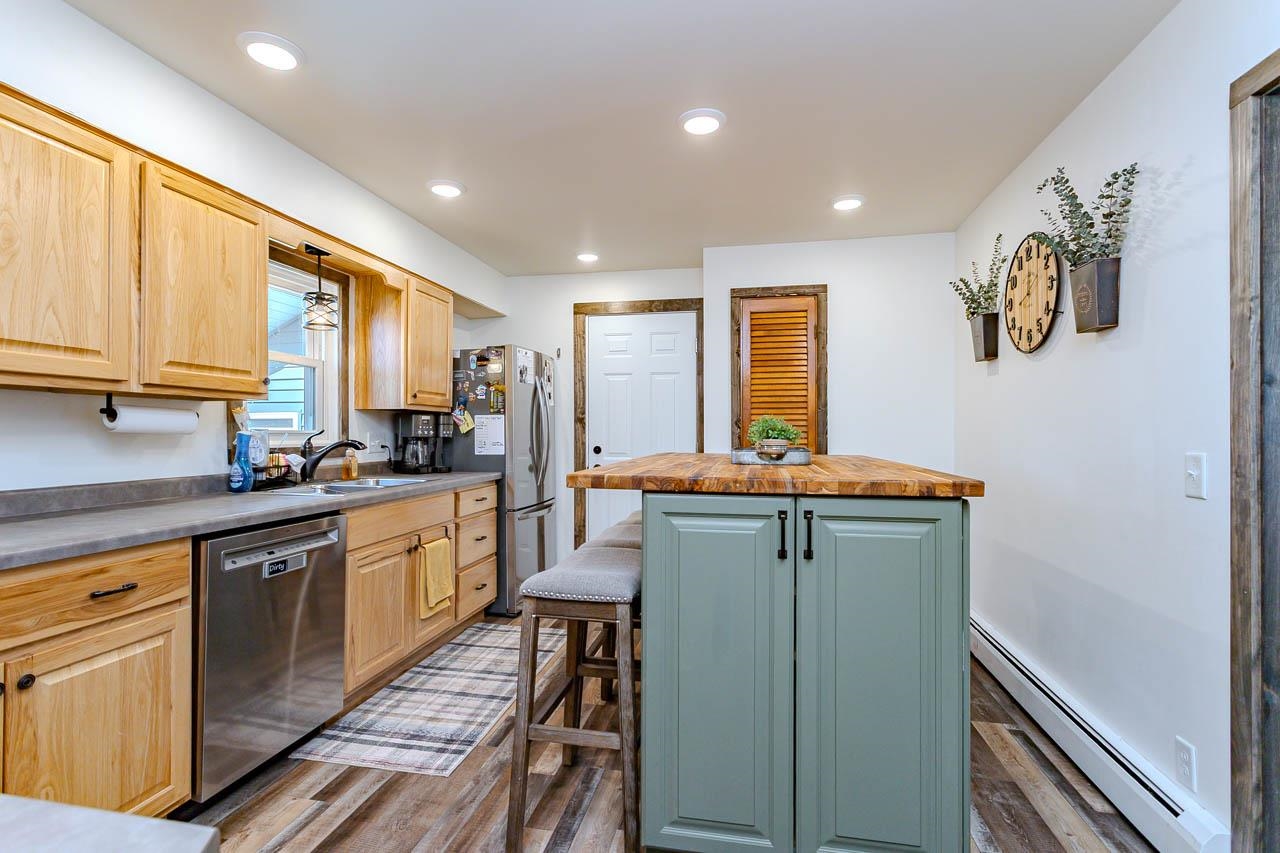 1002 E 7TH STREET, Merrill, Wisconsin 54452, 4 Bedrooms Bedrooms, ,2 BathroomsBathrooms,Residential,For Sale,1002 E 7TH STREET,22600825