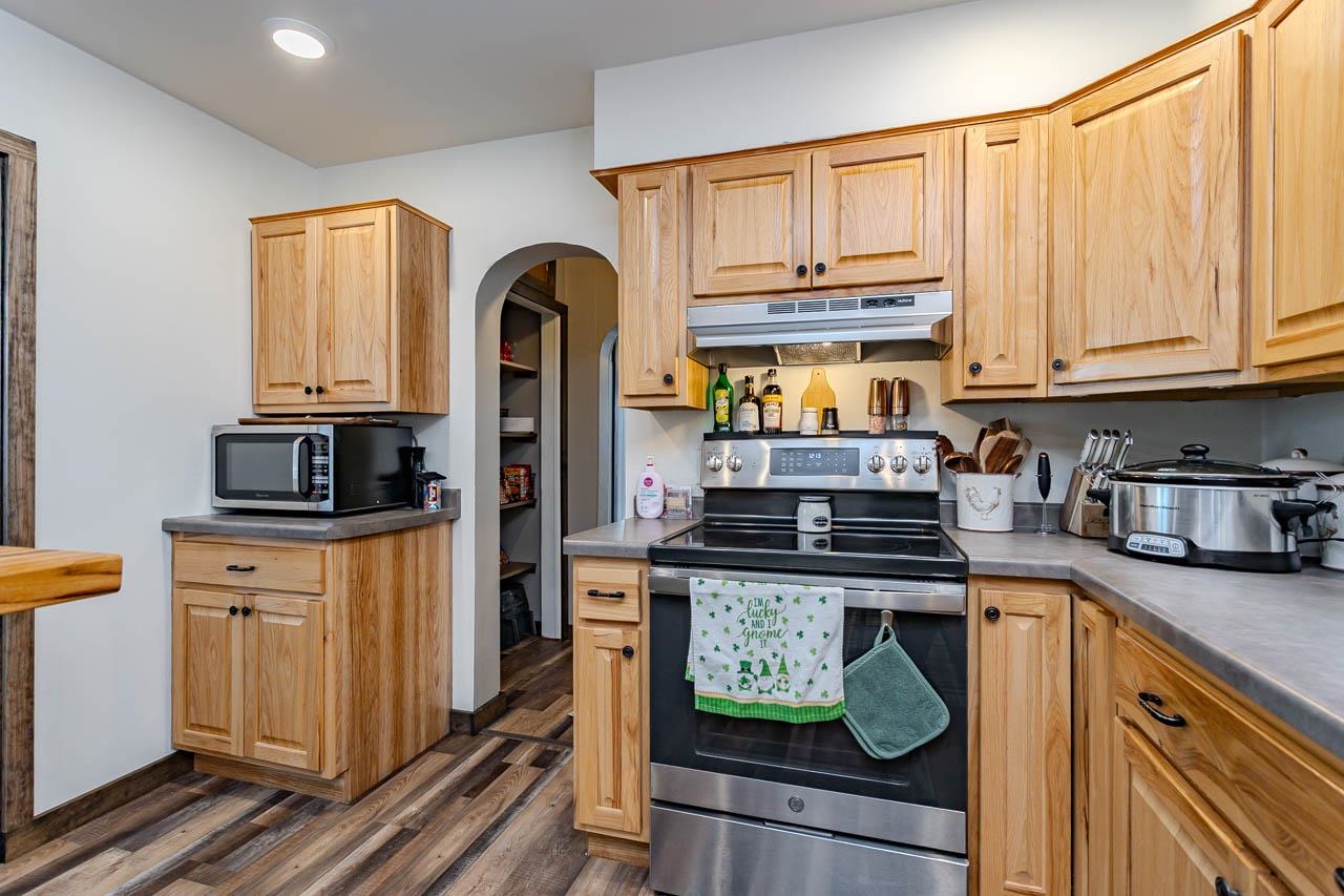 1002 E 7TH STREET, Merrill, Wisconsin 54452, 4 Bedrooms Bedrooms, ,2 BathroomsBathrooms,Residential,For Sale,1002 E 7TH STREET,22600825