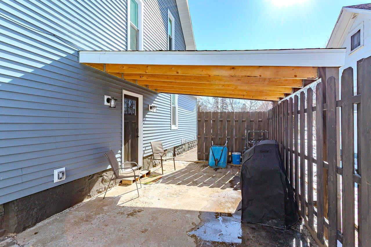 1002 E 7TH STREET, Merrill, Wisconsin 54452, 4 Bedrooms Bedrooms, ,2 BathroomsBathrooms,Residential,For Sale,1002 E 7TH STREET,22600825