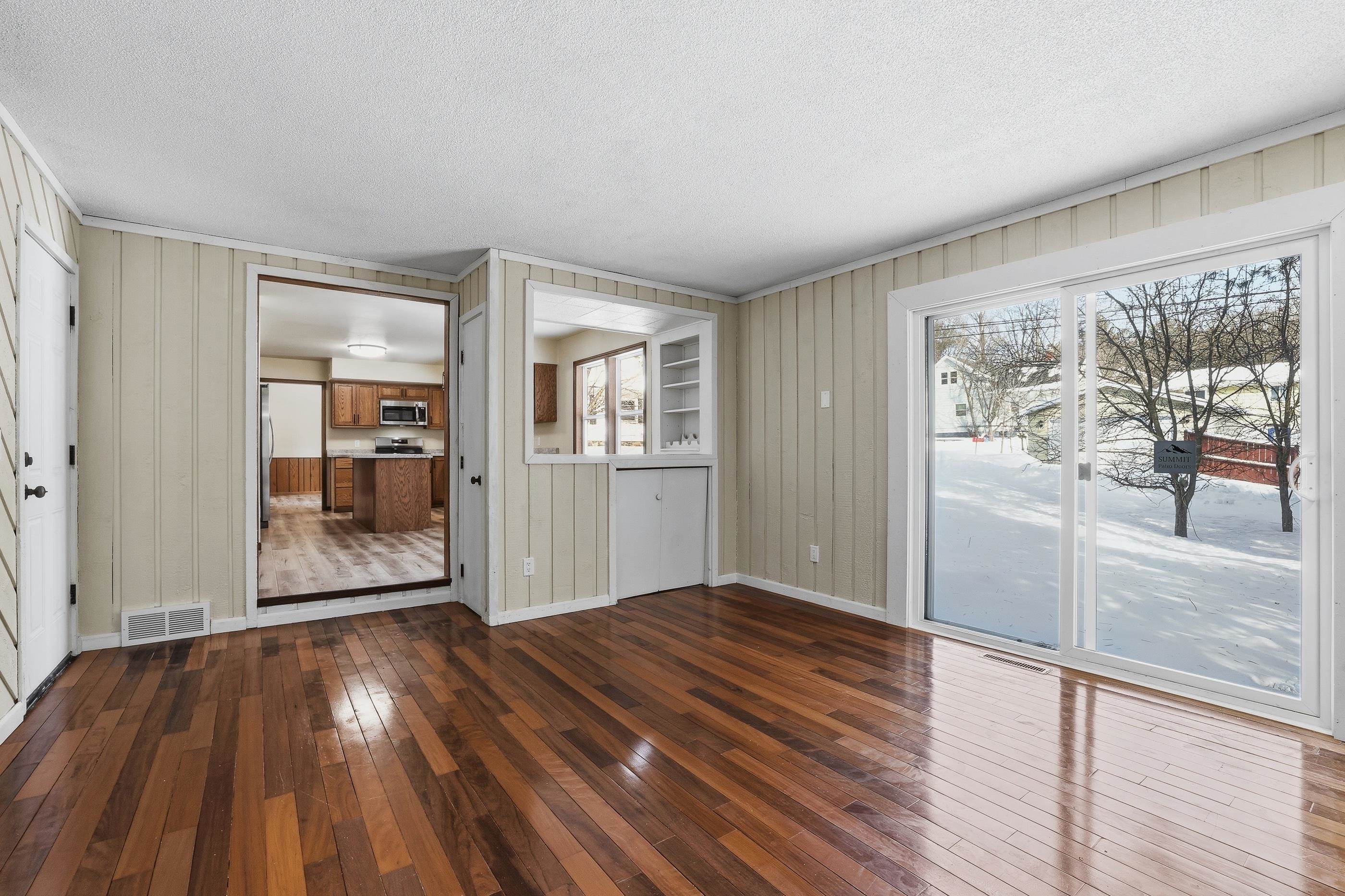 505 N 11TH STREET, Wausau, Wisconsin 54403, 4 Bedrooms Bedrooms, ,2 BathroomsBathrooms,Residential,For Sale,505 N 11TH STREET,22600828