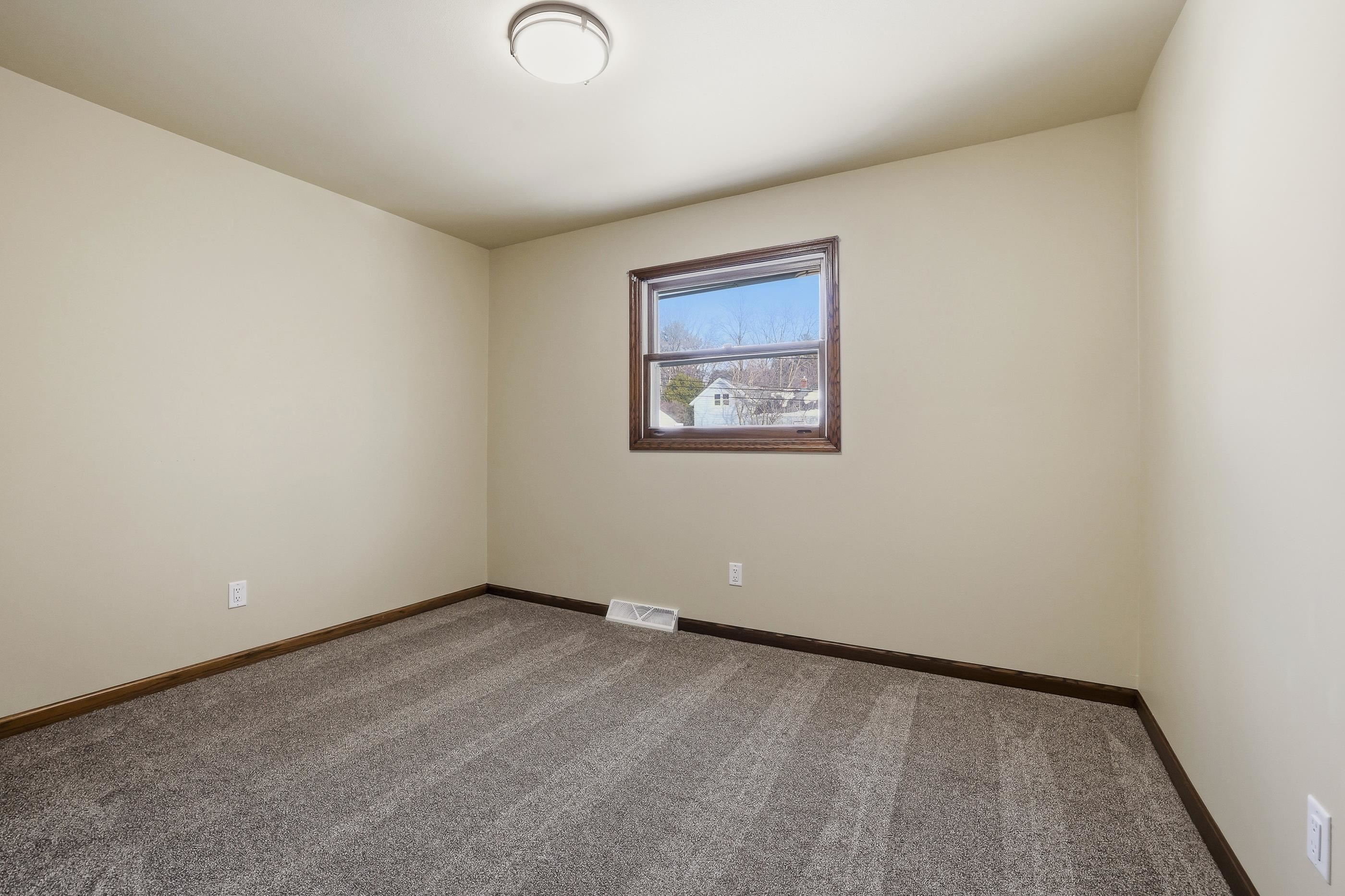 505 N 11TH STREET, Wausau, Wisconsin 54403, 4 Bedrooms Bedrooms, ,2 BathroomsBathrooms,Residential,For Sale,505 N 11TH STREET,22600828