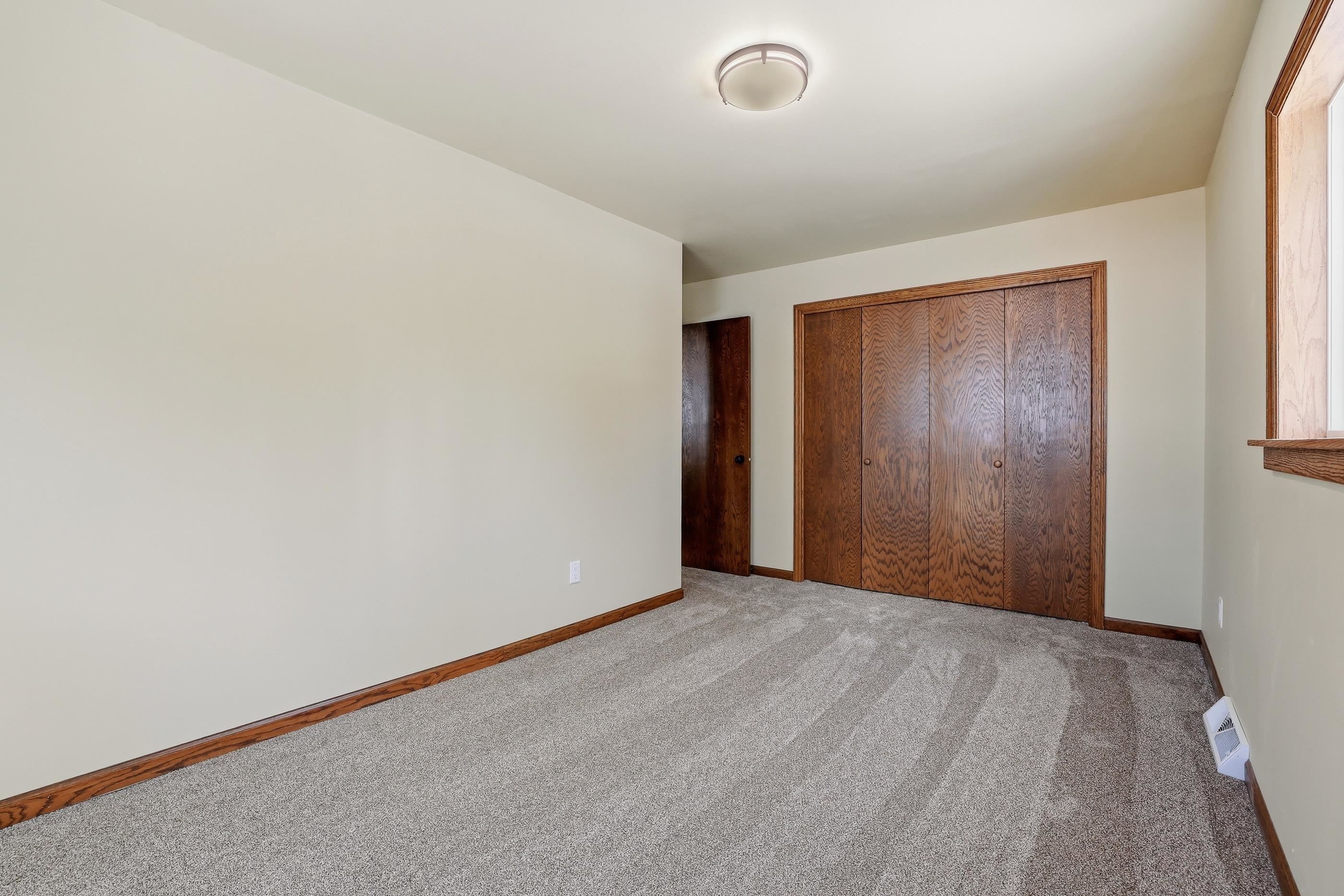 505 N 11TH STREET, Wausau, Wisconsin 54403, 4 Bedrooms Bedrooms, ,2 BathroomsBathrooms,Residential,For Sale,505 N 11TH STREET,22600828