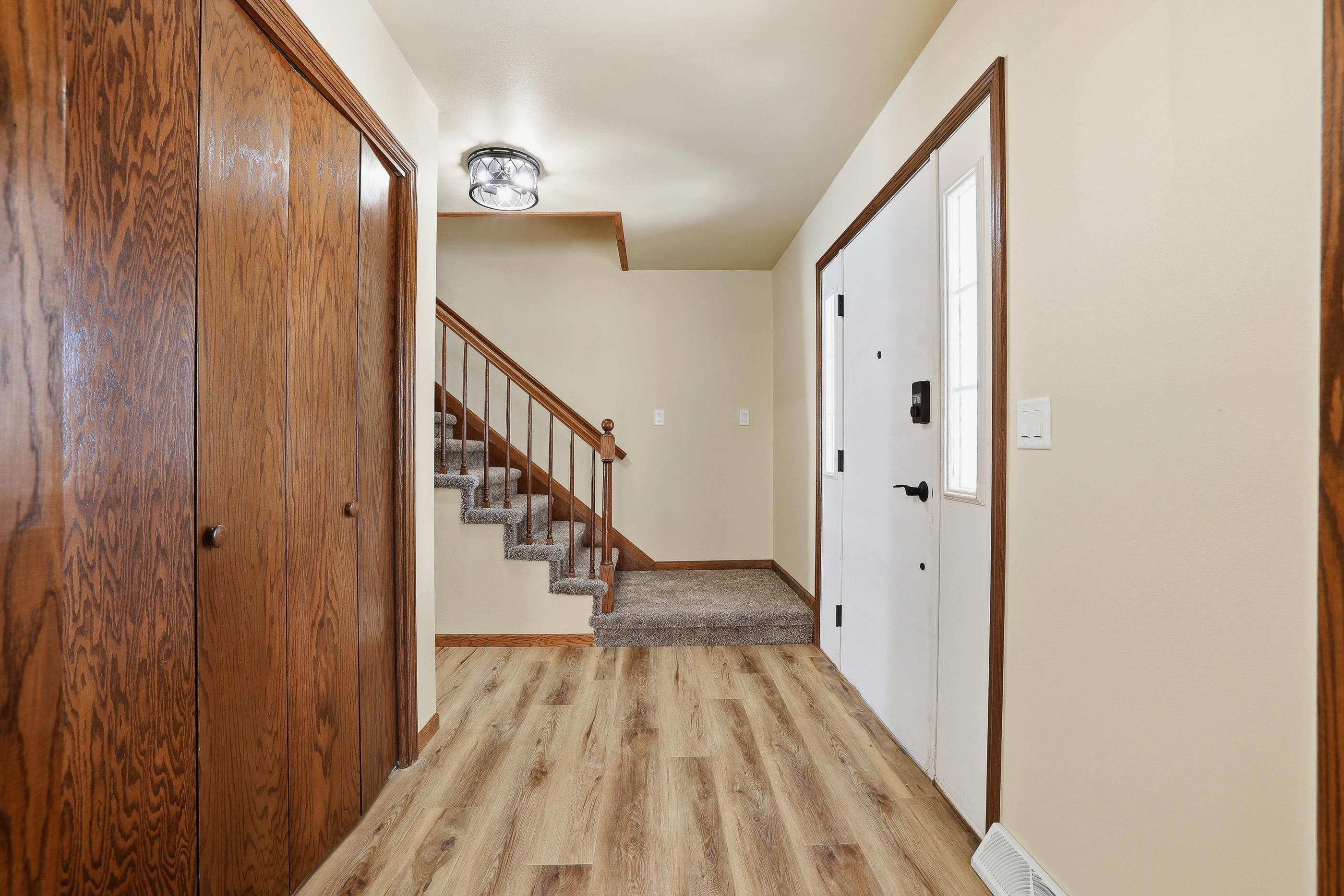 505 N 11TH STREET, Wausau, Wisconsin 54403, 4 Bedrooms Bedrooms, ,2 BathroomsBathrooms,Residential,For Sale,505 N 11TH STREET,22600828