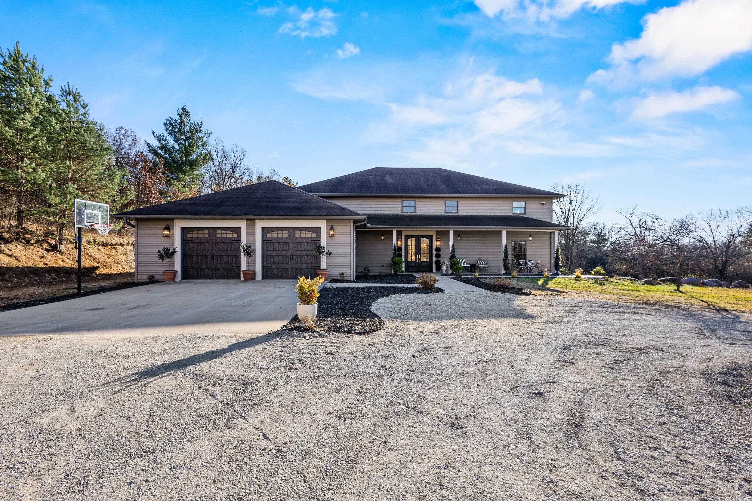 W11647 AKRON AVENUE, Plainfield, Wisconsin 54966, 6 Bedrooms Bedrooms, ,5 BathroomsBathrooms,Residential,For Sale,W11647 AKRON AVENUE,22600829