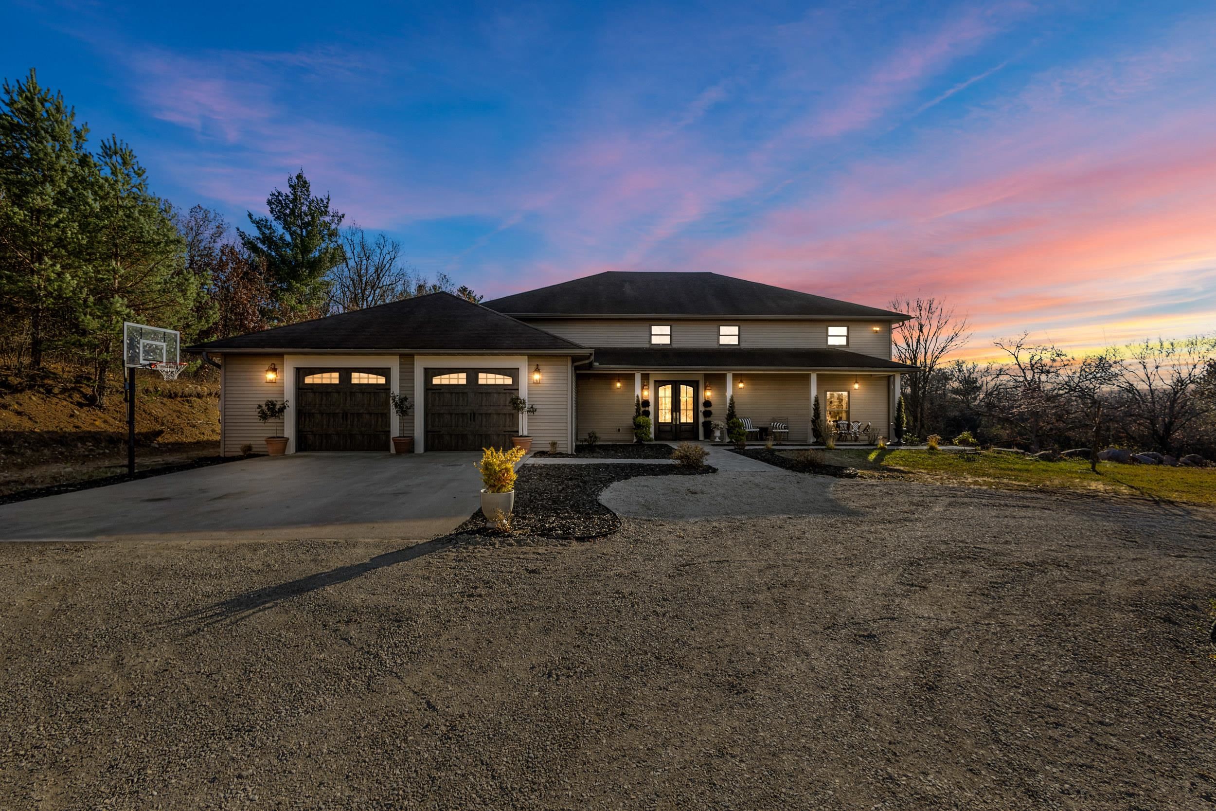 W11647 AKRON AVENUE, Plainfield, Wisconsin 54966, 6 Bedrooms Bedrooms, ,5 BathroomsBathrooms,Residential,For Sale,W11647 AKRON AVENUE,22600829