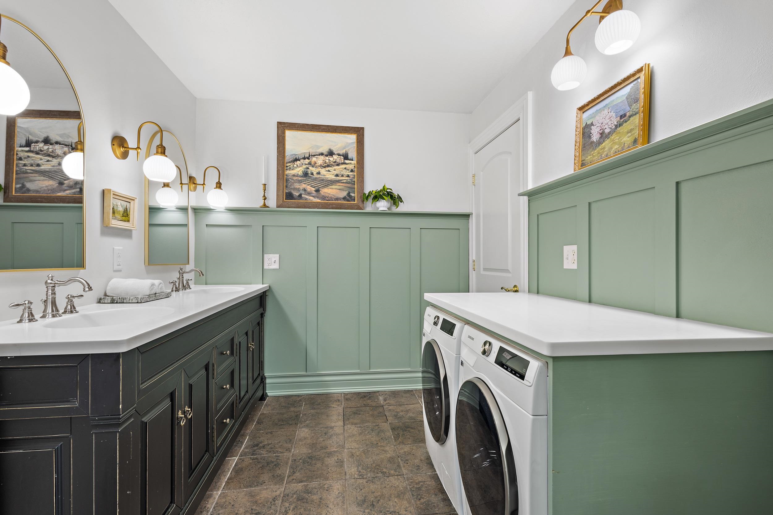 W11647 AKRON AVENUE, Plainfield, Wisconsin 54966, 6 Bedrooms Bedrooms, ,5 BathroomsBathrooms,Residential,For Sale,W11647 AKRON AVENUE,22600829