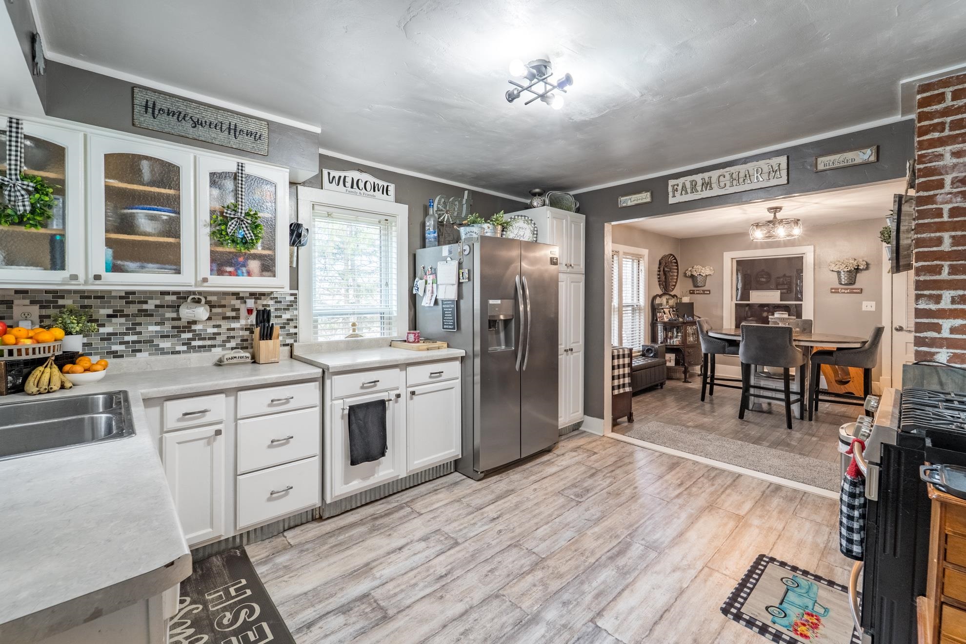 1303 E WAUSAU AVENUE, Wausau, Wisconsin 54403, 2 Bedrooms Bedrooms, ,1 BathroomBathrooms,Residential,For Sale,1303 E WAUSAU AVENUE,22600831