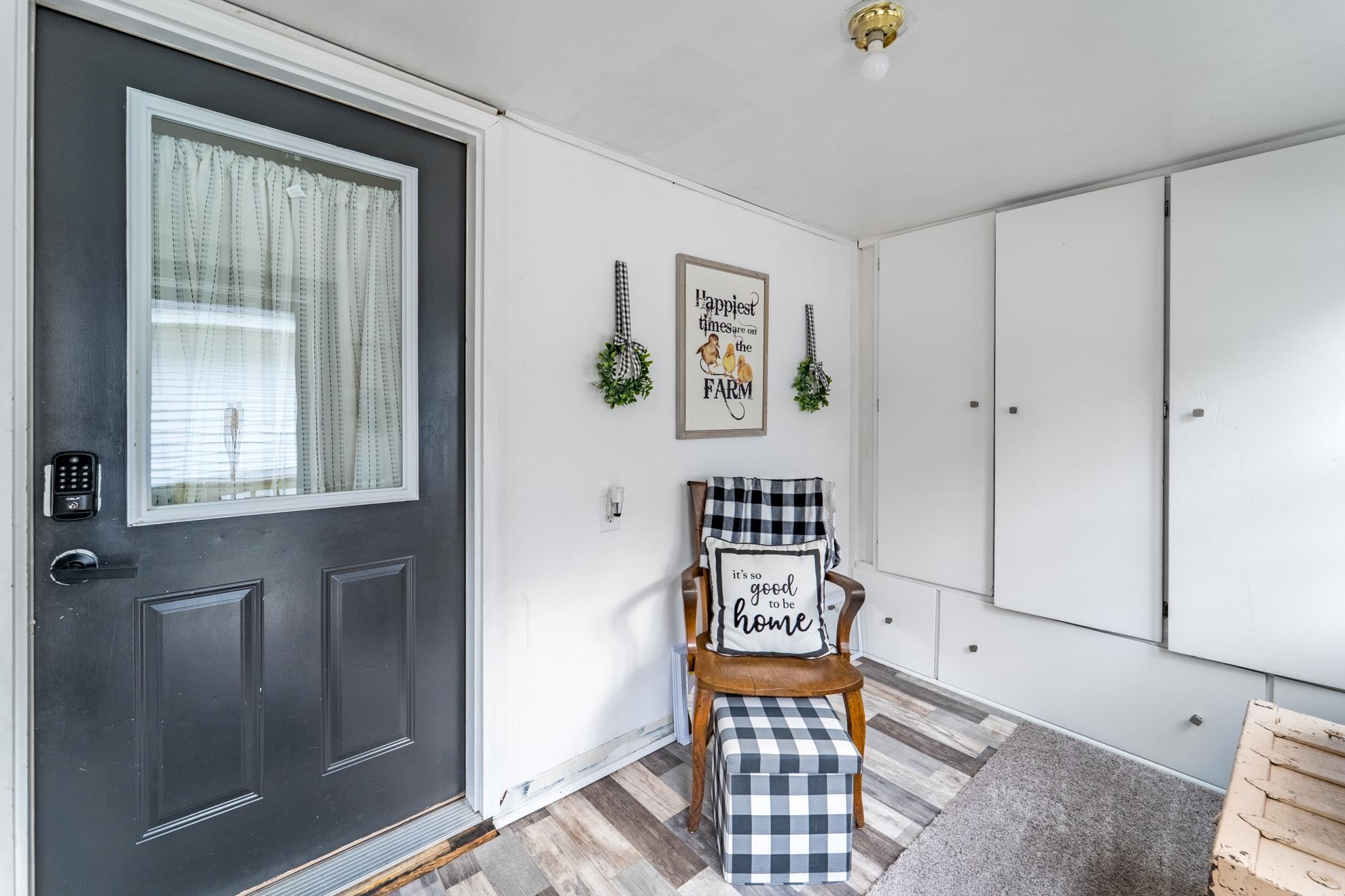 1303 E WAUSAU AVENUE, Wausau, Wisconsin 54403, 2 Bedrooms Bedrooms, ,1 BathroomBathrooms,Residential,For Sale,1303 E WAUSAU AVENUE,22600831