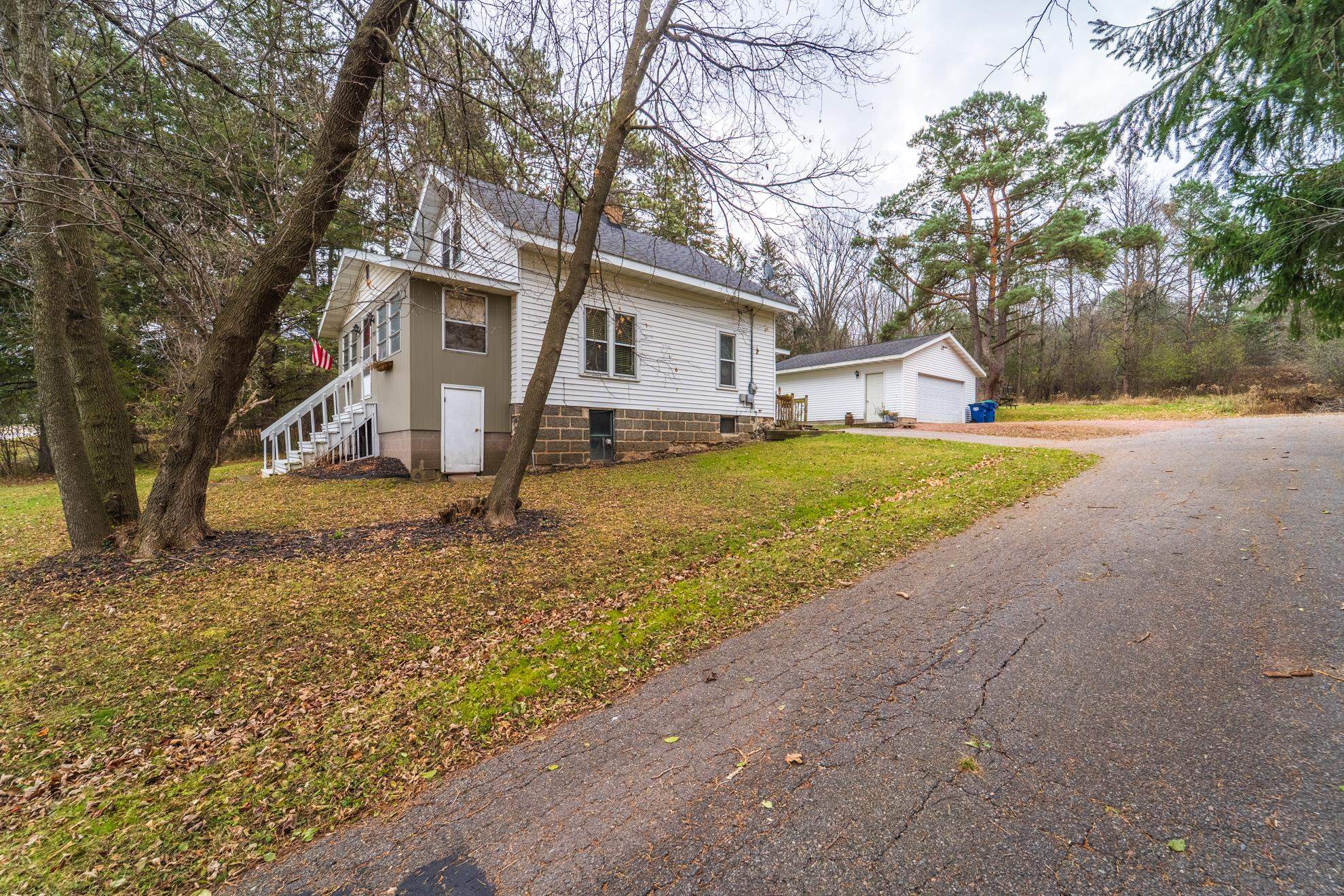 1303 E WAUSAU AVENUE, Wausau, Wisconsin 54403, 2 Bedrooms Bedrooms, ,1 BathroomBathrooms,Residential,For Sale,1303 E WAUSAU AVENUE,22600831