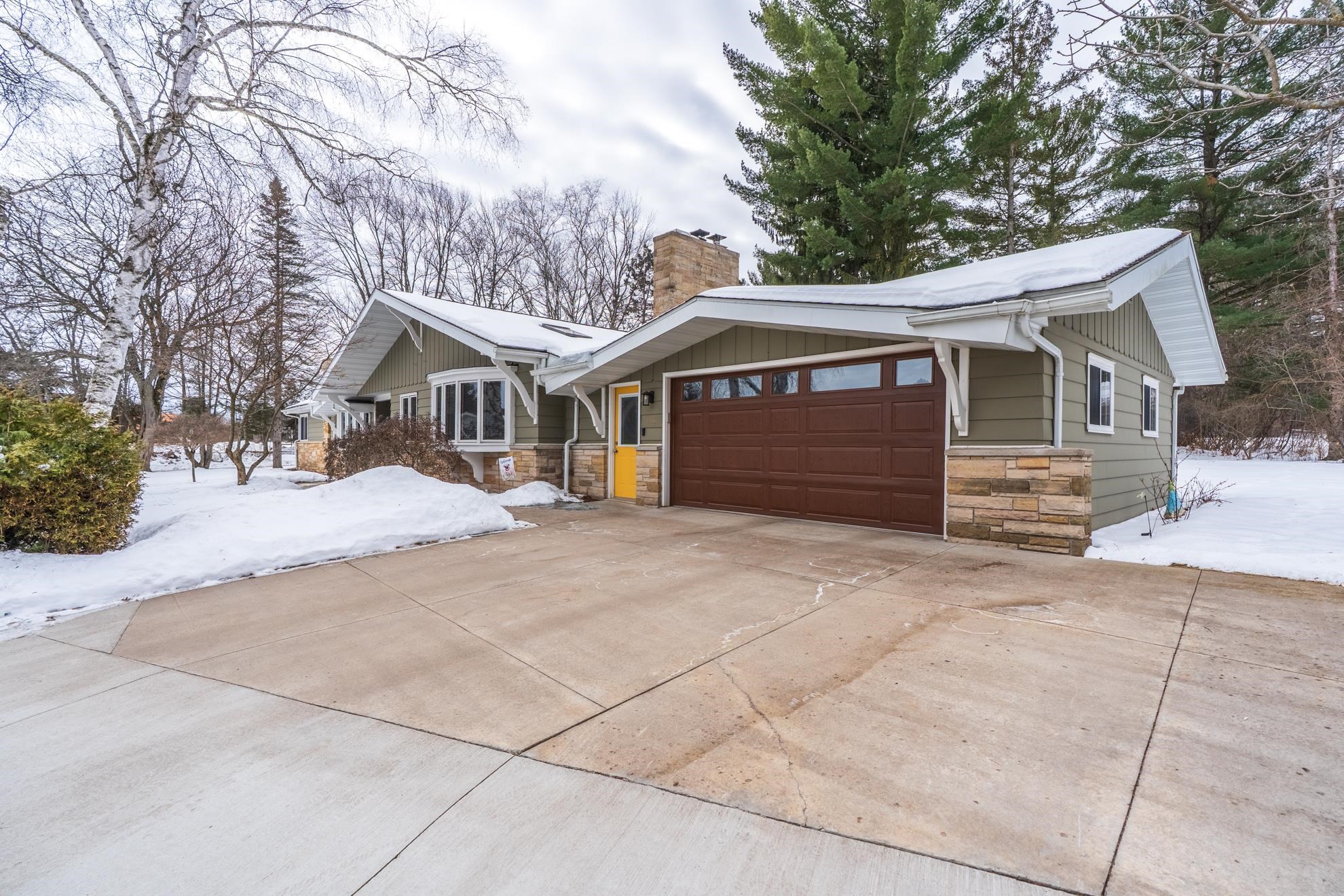 1103 MICHLER CREST, Merrill, Wisconsin 54452, 4 Bedrooms Bedrooms, ,3 BathroomsBathrooms,Residential,For Sale,1103 MICHLER CREST,22600838