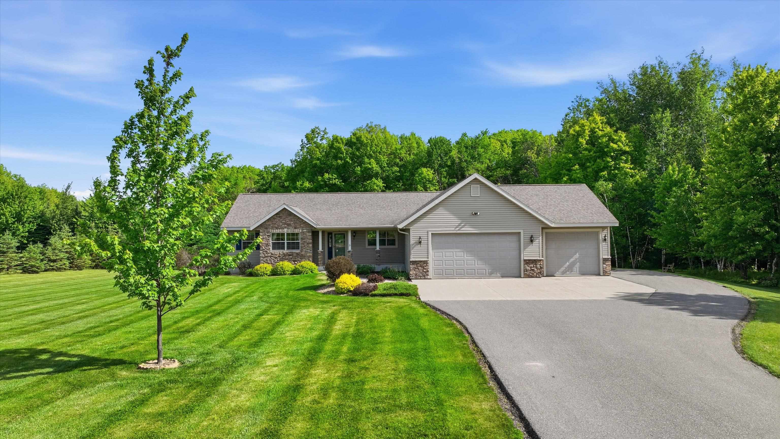 105428 WOODRIDGE DRIVE, Marshfield, Wisconsin 54449, 4 Bedrooms Bedrooms, ,2 BathroomsBathrooms,Residential,For Sale,105428 WOODRIDGE DRIVE,22600840