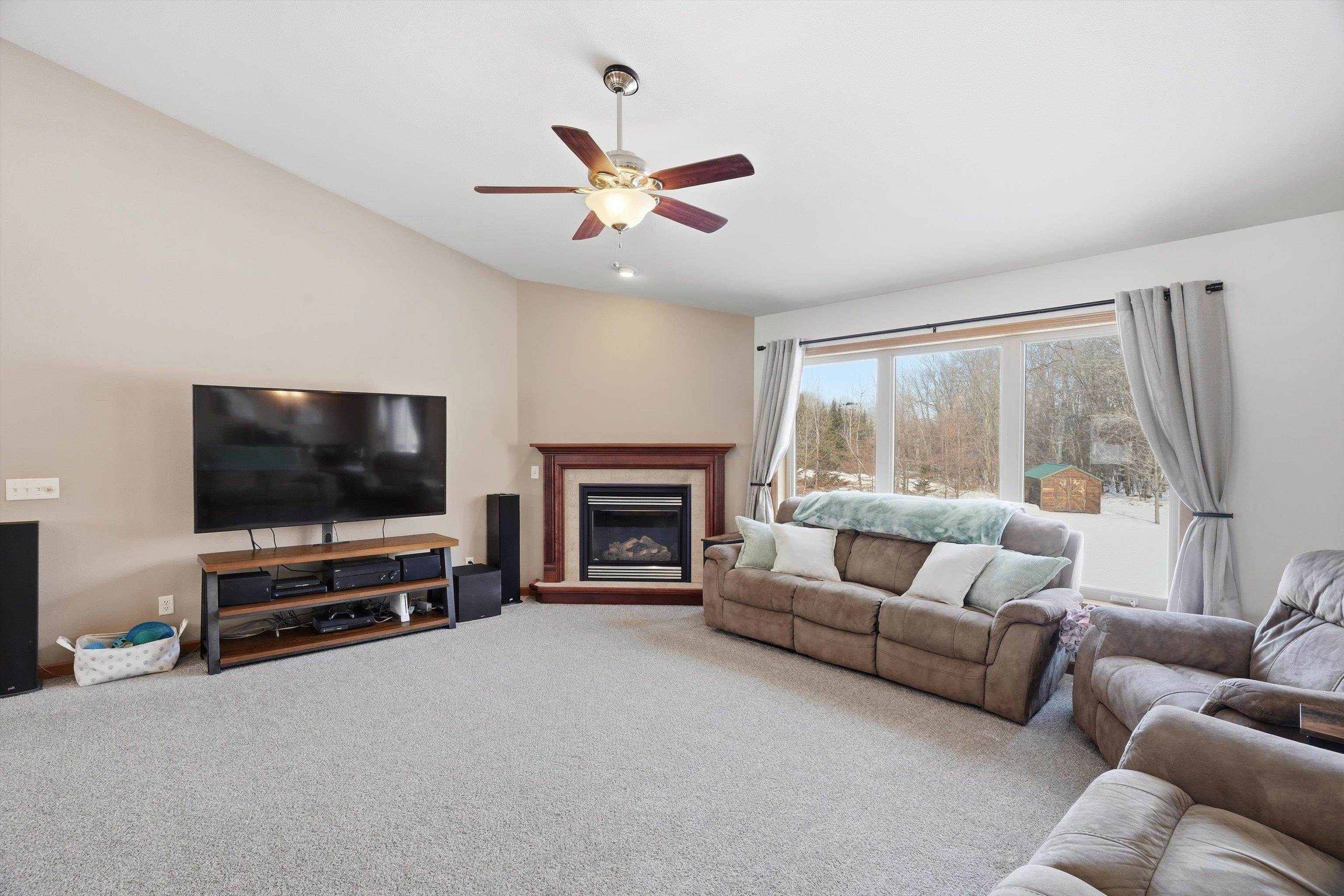 105428 WOODRIDGE DRIVE, Marshfield, Wisconsin 54449, 4 Bedrooms Bedrooms, ,2 BathroomsBathrooms,Residential,For Sale,105428 WOODRIDGE DRIVE,22600840