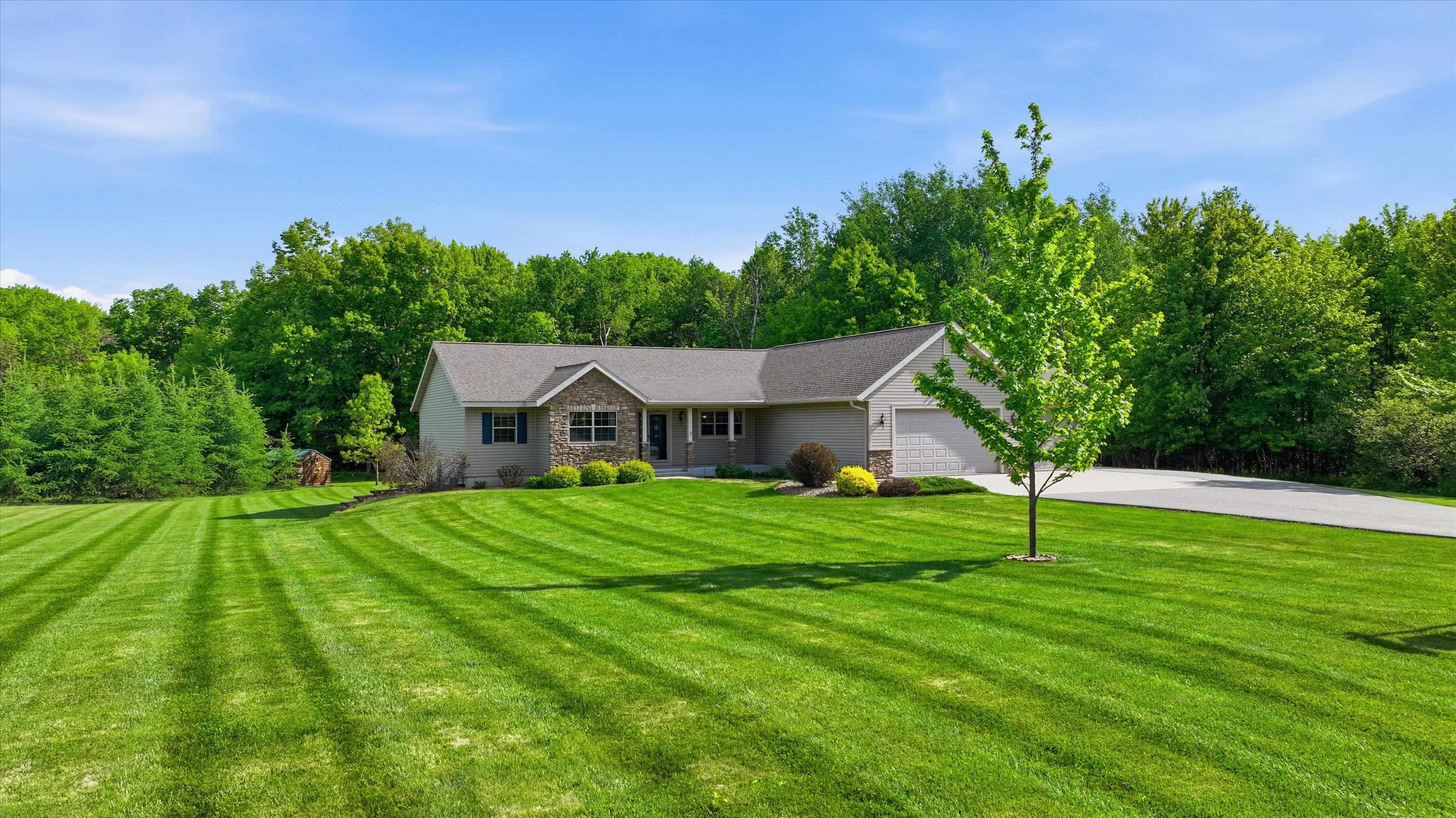 105428 WOODRIDGE DRIVE, Marshfield, Wisconsin 54449, 4 Bedrooms Bedrooms, ,2 BathroomsBathrooms,Residential,For Sale,105428 WOODRIDGE DRIVE,22600840