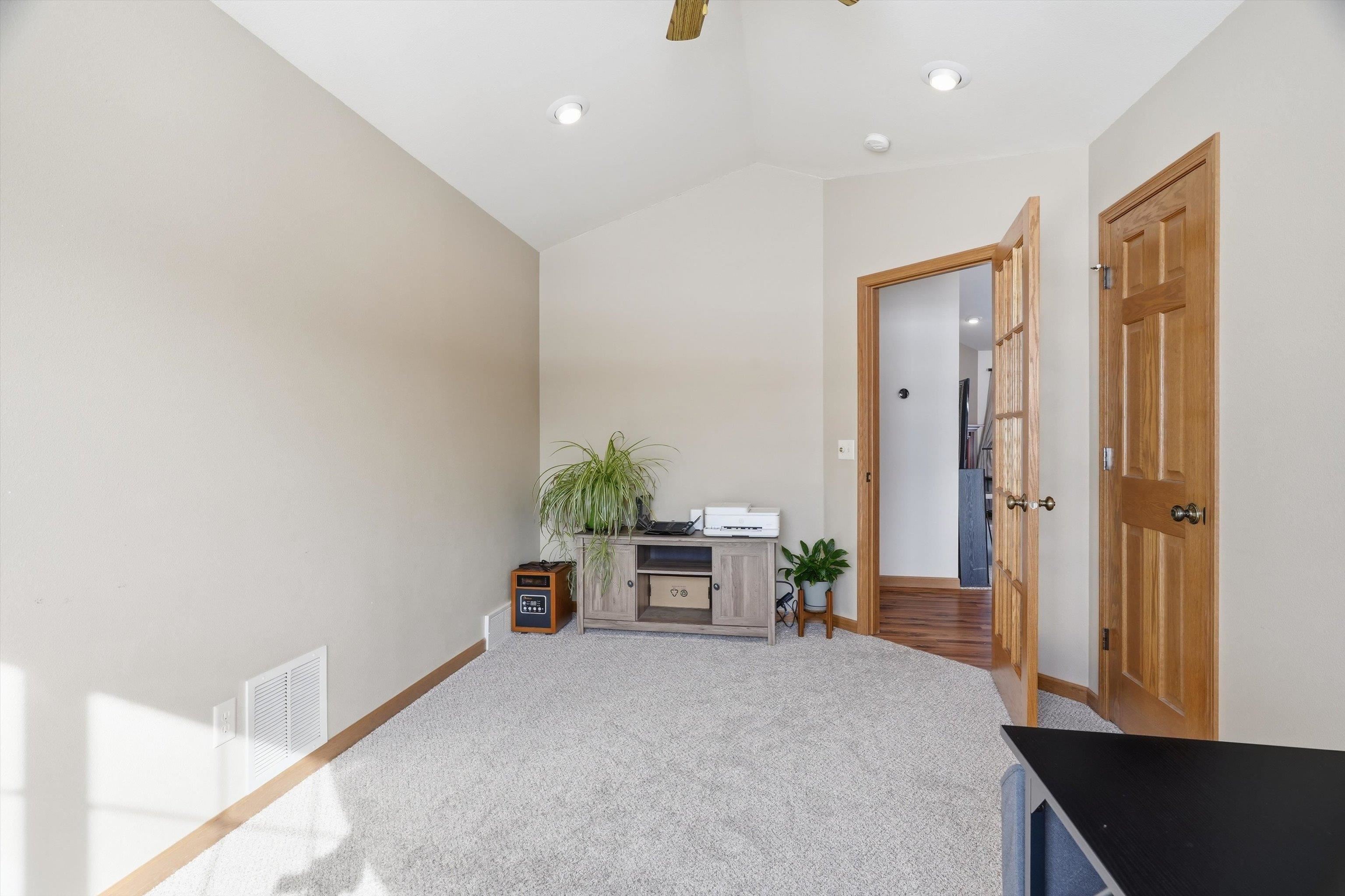 105428 WOODRIDGE DRIVE, Marshfield, Wisconsin 54449, 4 Bedrooms Bedrooms, ,2 BathroomsBathrooms,Residential,For Sale,105428 WOODRIDGE DRIVE,22600840