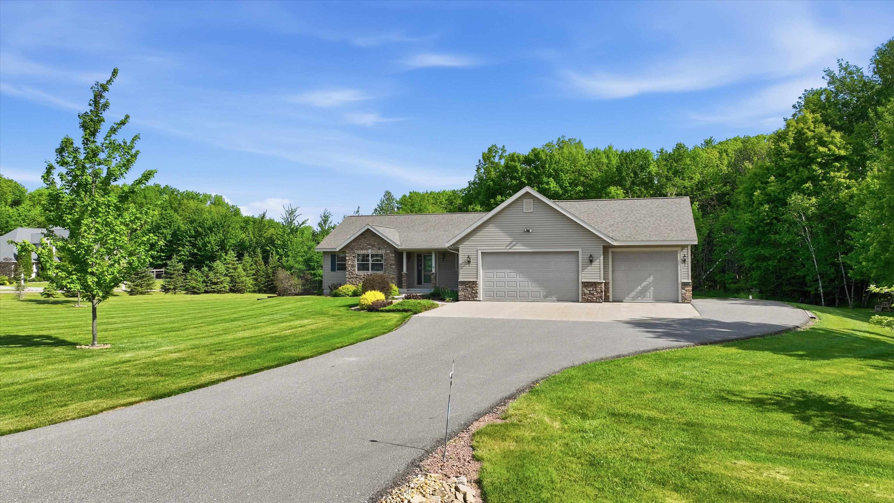 105428 WOODRIDGE DRIVE, Marshfield, Wisconsin 54449, 4 Bedrooms Bedrooms, ,2 BathroomsBathrooms,Residential,For Sale,105428 WOODRIDGE DRIVE,22600840