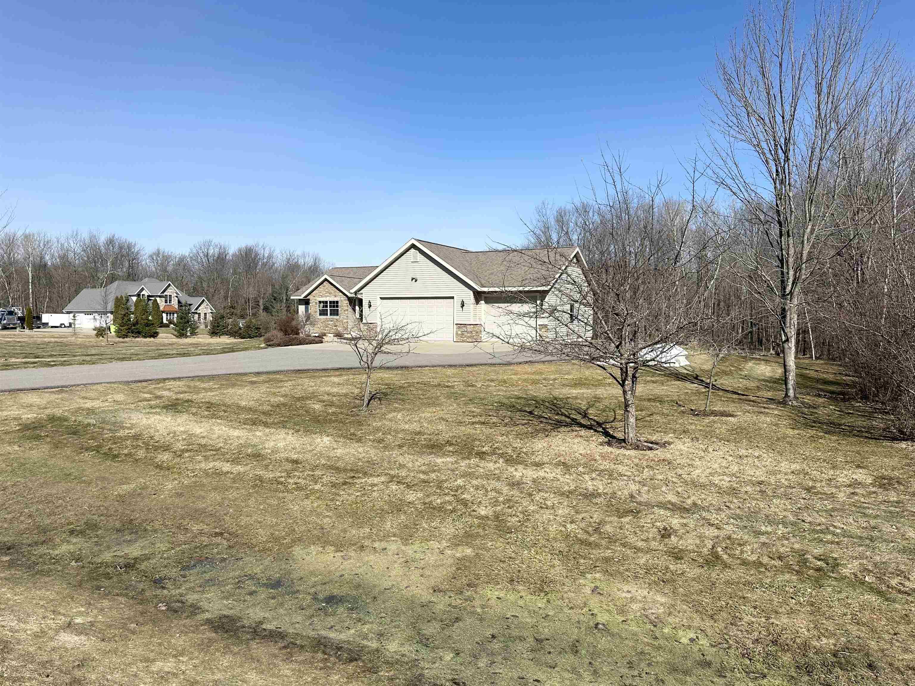 105428 WOODRIDGE DRIVE, Marshfield, Wisconsin 54449, 4 Bedrooms Bedrooms, ,2 BathroomsBathrooms,Residential,For Sale,105428 WOODRIDGE DRIVE,22600840