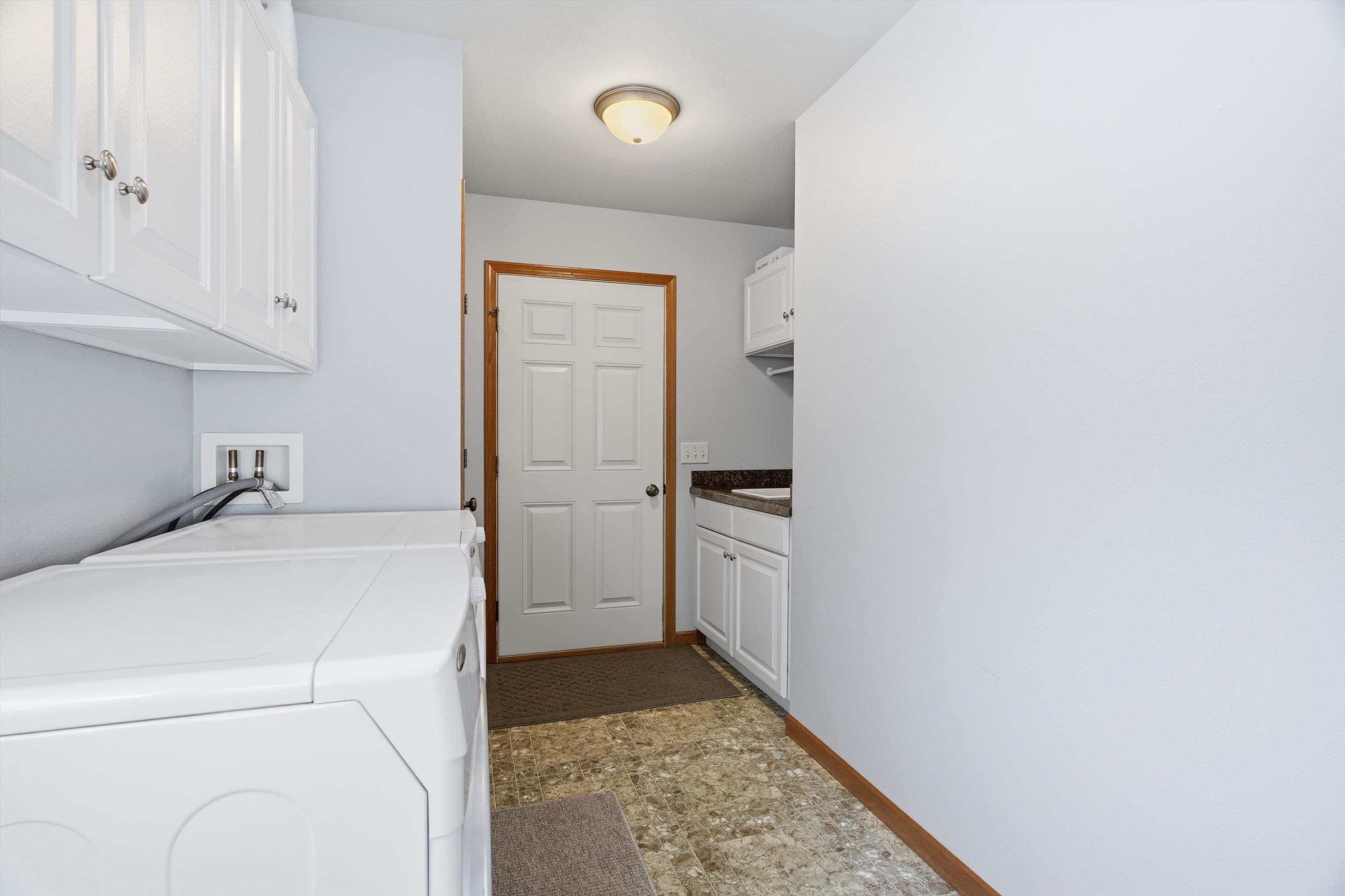 105428 WOODRIDGE DRIVE, Marshfield, Wisconsin 54449, 4 Bedrooms Bedrooms, ,2 BathroomsBathrooms,Residential,For Sale,105428 WOODRIDGE DRIVE,22600840