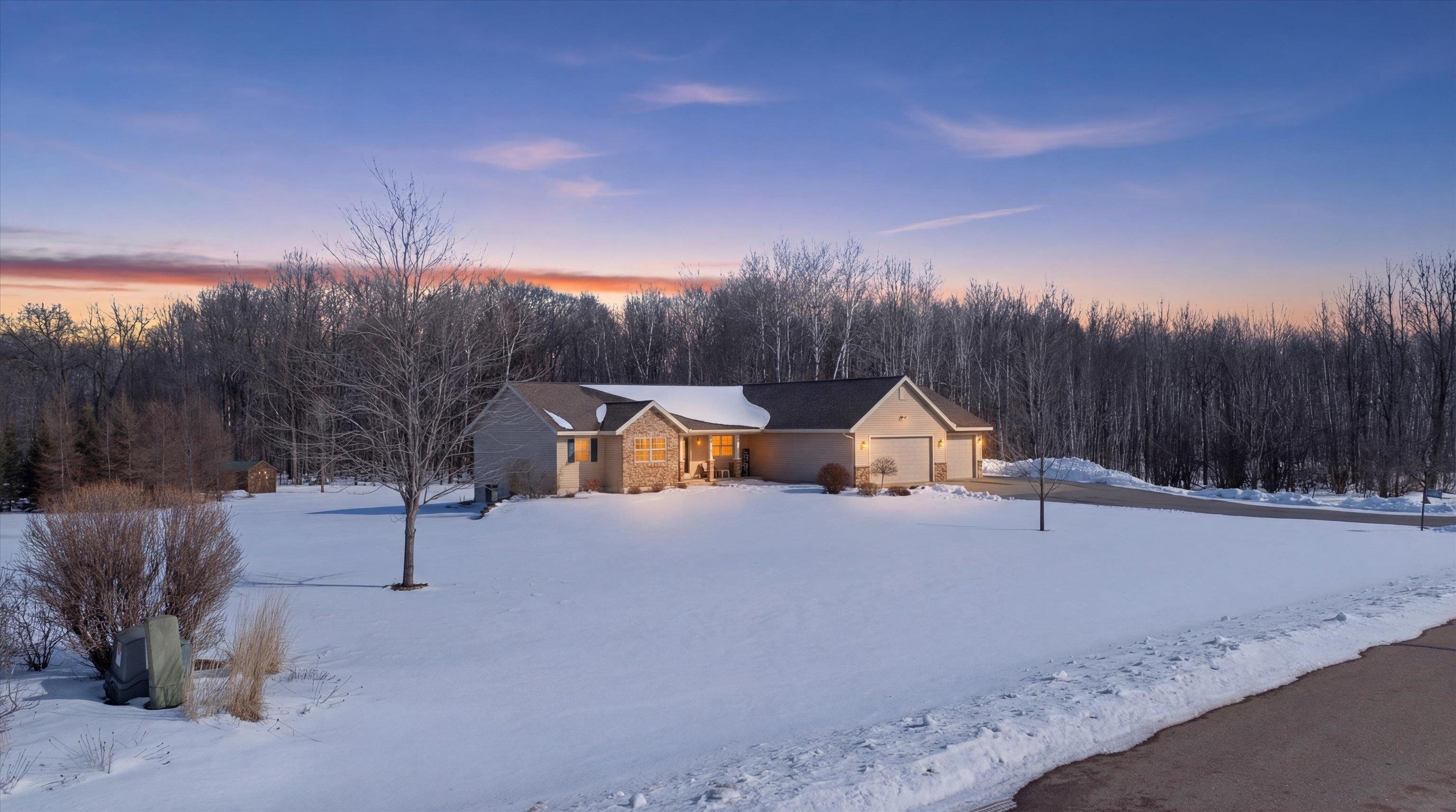 105428 WOODRIDGE DRIVE, Marshfield, Wisconsin 54449, 4 Bedrooms Bedrooms, ,2 BathroomsBathrooms,Residential,For Sale,105428 WOODRIDGE DRIVE,22600840