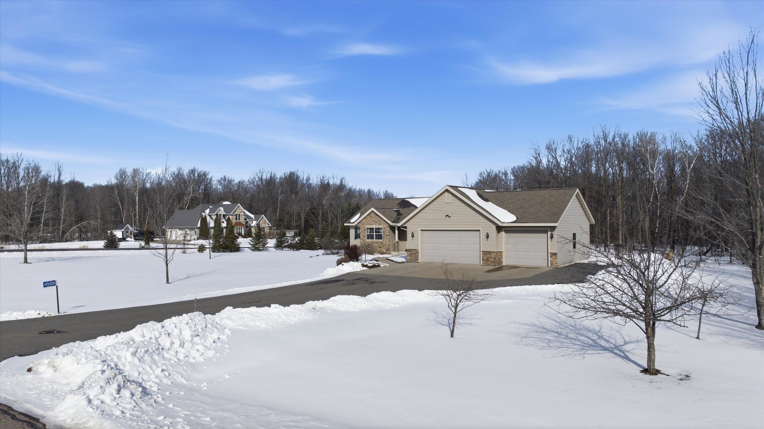 105428 WOODRIDGE DRIVE, Marshfield, Wisconsin 54449, 4 Bedrooms Bedrooms, ,2 BathroomsBathrooms,Residential,For Sale,105428 WOODRIDGE DRIVE,22600840