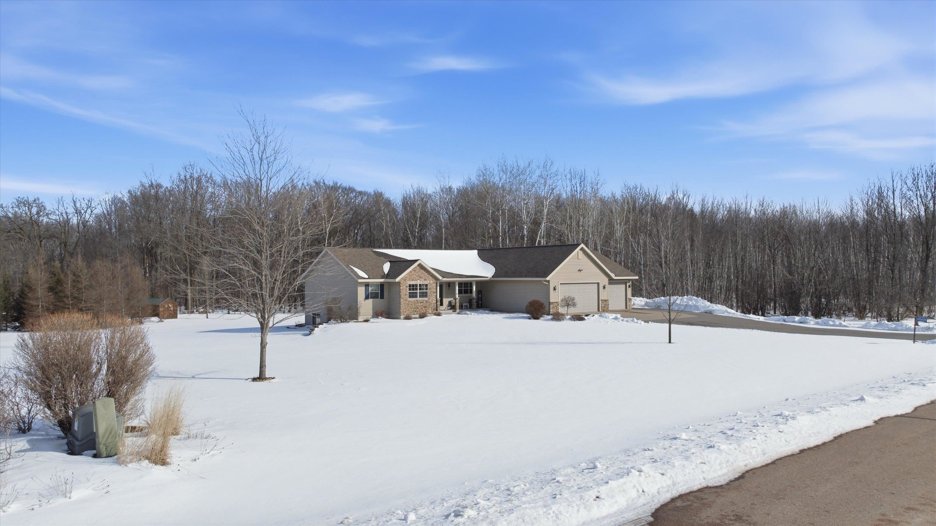 105428 WOODRIDGE DRIVE, Marshfield, Wisconsin 54449, 4 Bedrooms Bedrooms, ,2 BathroomsBathrooms,Residential,For Sale,105428 WOODRIDGE DRIVE,22600840