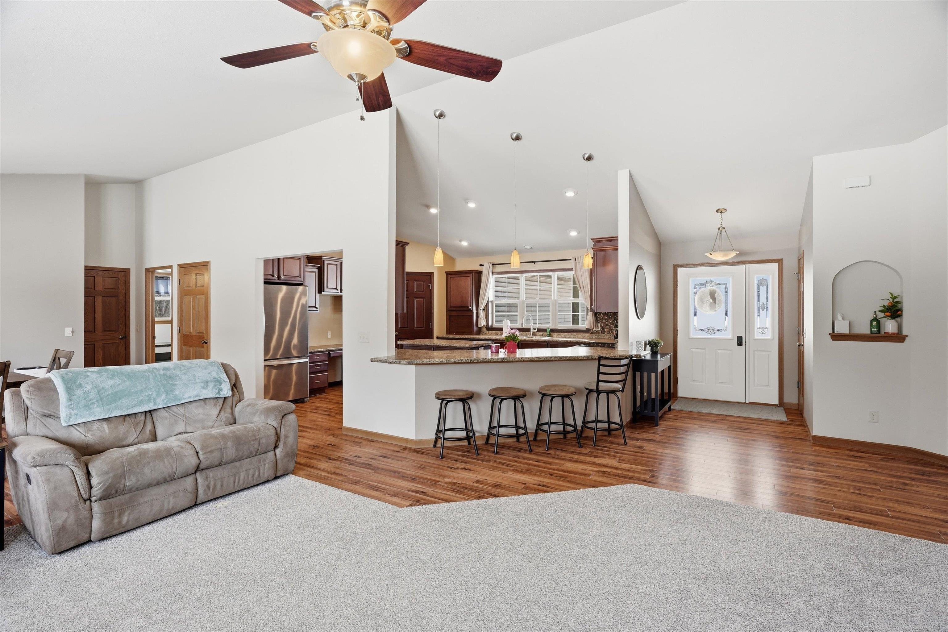 105428 WOODRIDGE DRIVE, Marshfield, Wisconsin 54449, 4 Bedrooms Bedrooms, ,2 BathroomsBathrooms,Residential,For Sale,105428 WOODRIDGE DRIVE,22600840