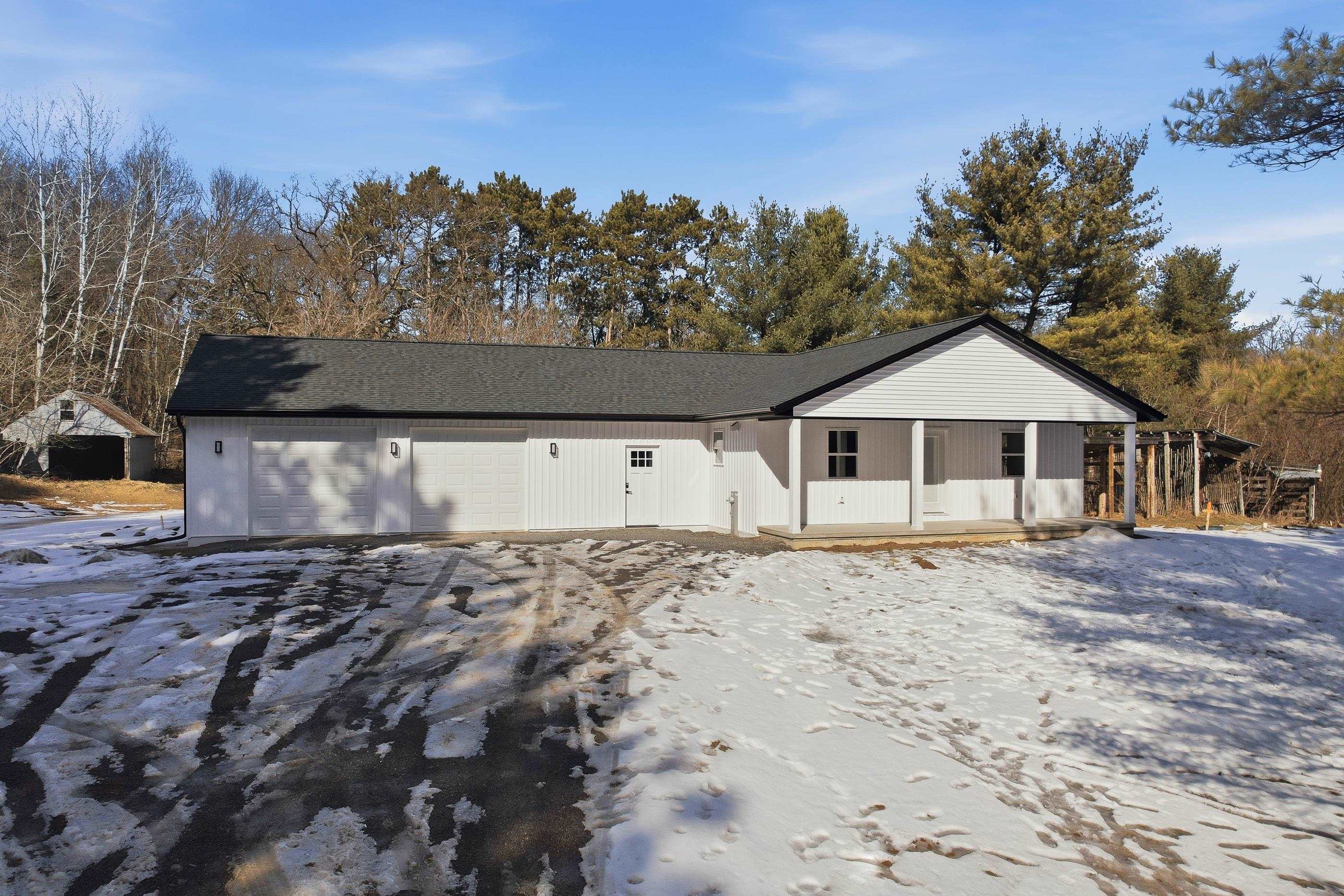 10028 OAKDALE DRIVE, Almond, Wisconsin 54909, 3 Bedrooms Bedrooms, ,2 BathroomsBathrooms,Residential,For Sale,10028 OAKDALE DRIVE,22600844