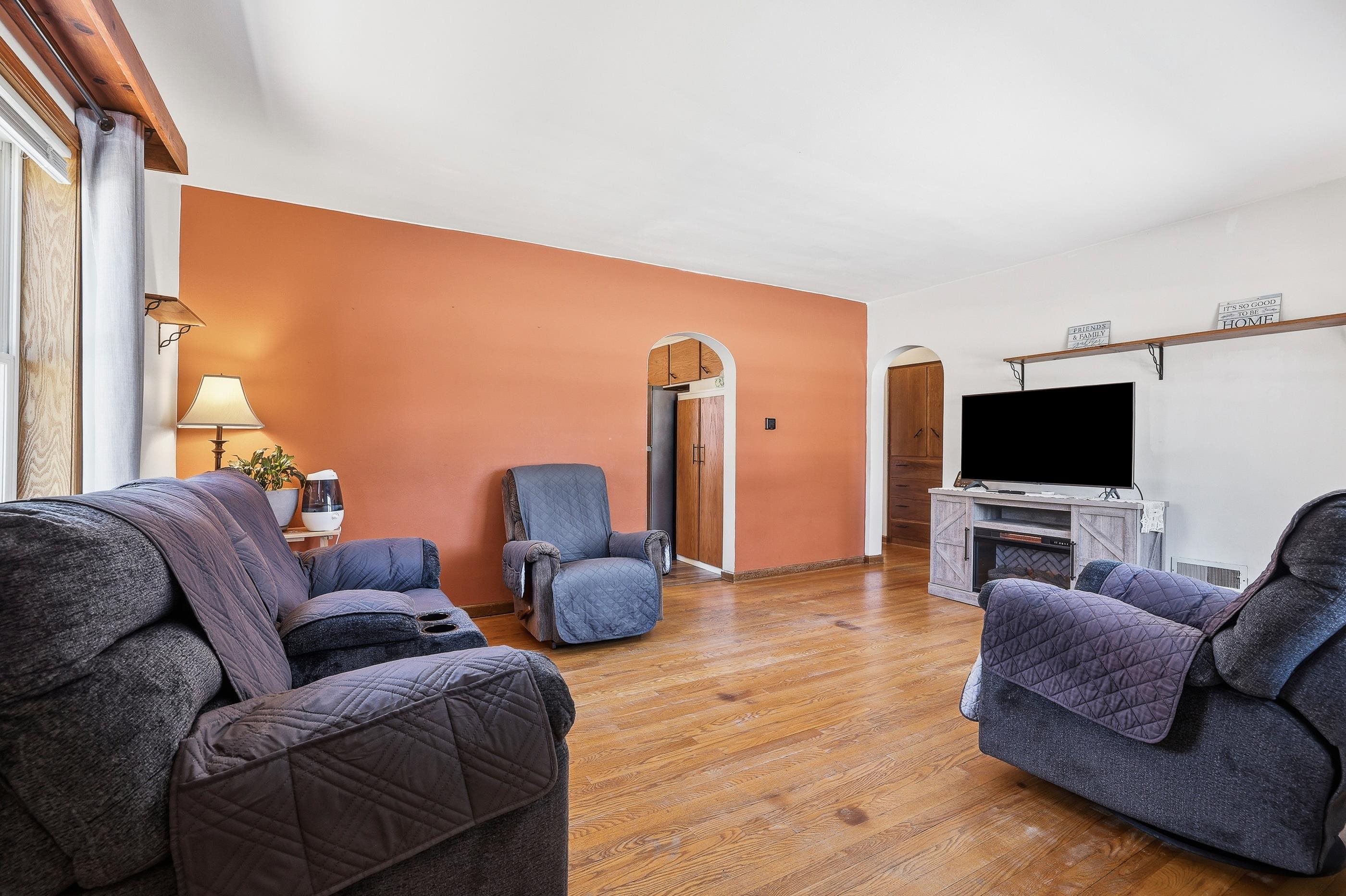 820 W FOURTH STREET, Mosinee, Wisconsin 54455, 2 Bedrooms Bedrooms, ,1 BathroomBathrooms,Residential,For Sale,820 W FOURTH STREET,22600847